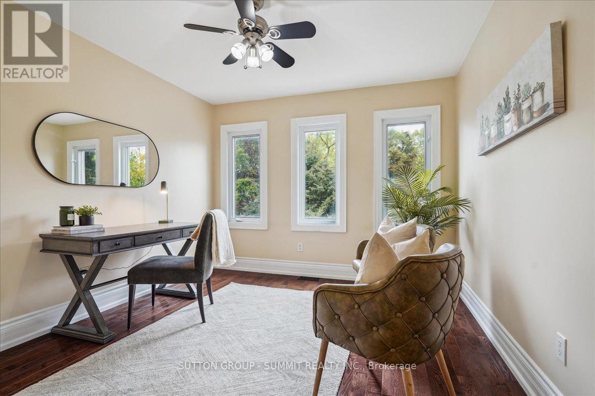 137 Eaglewood Boulevard, Mississauga, Ontario  L5G 1V8 - Photo 38 - W12172499