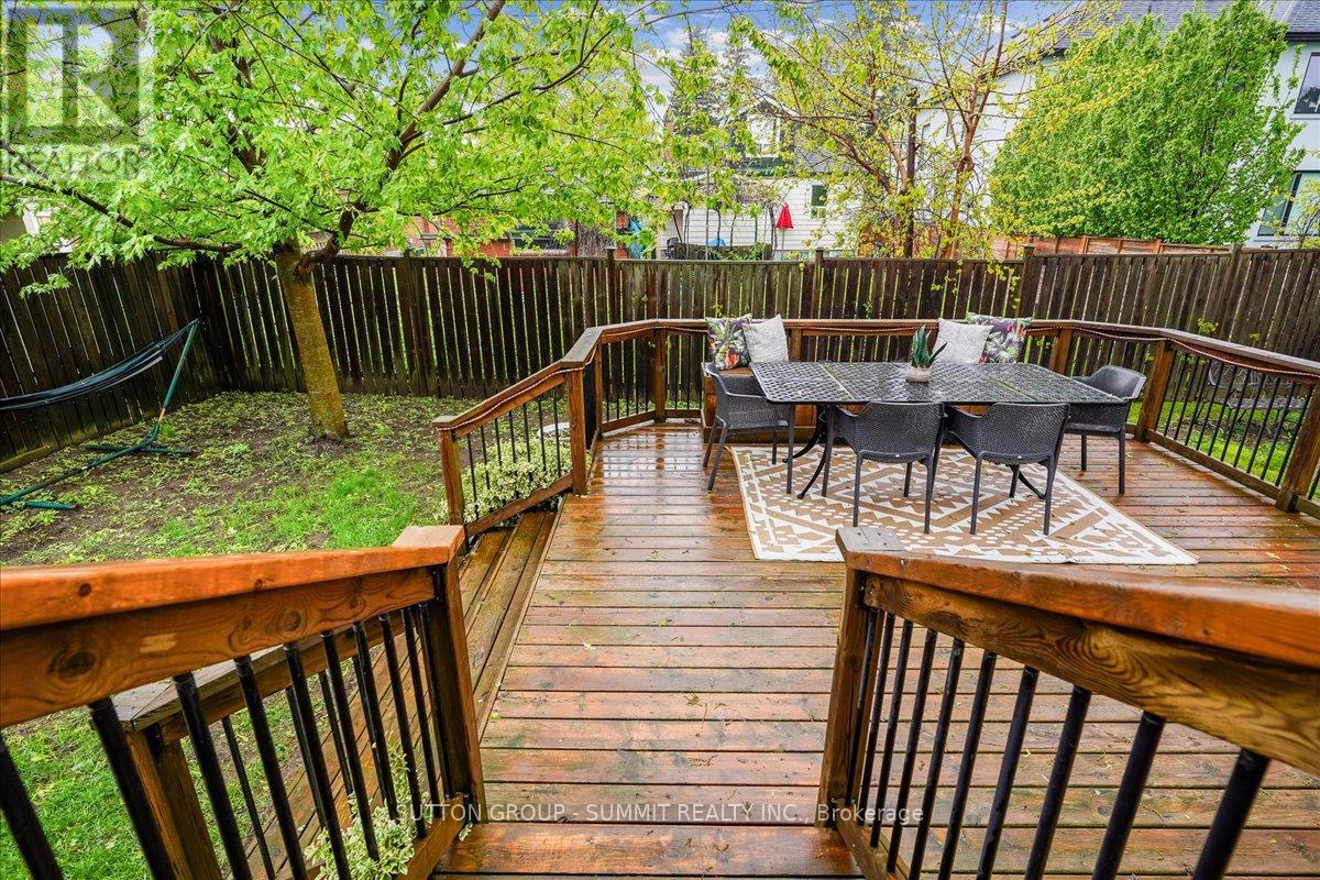 137 Eaglewood Boulevard, Mississauga, Ontario  L5G 1V8 - Photo 46 - W12172499