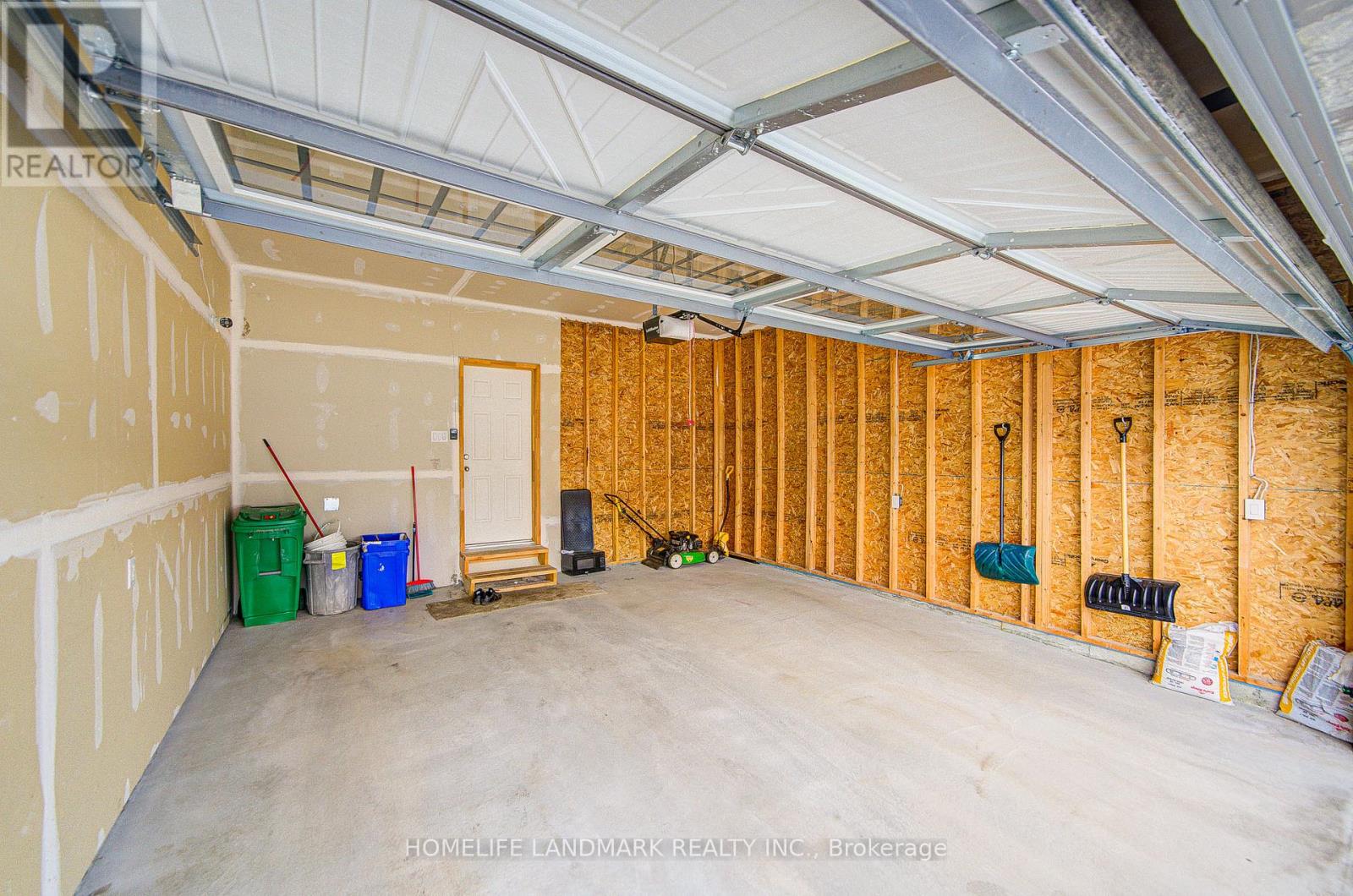 704 Whetstone Lane, Peterborough North (North), Ontario  K9H 0H9 - Photo 37 - X12172478