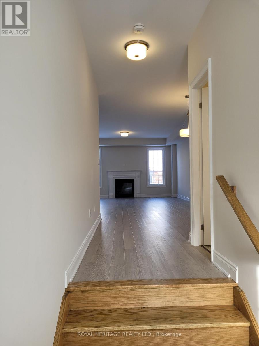 426 Melling Avenue, Peterborough North (North), Ontario  K9H 0J2 - Photo 6 - X12172491