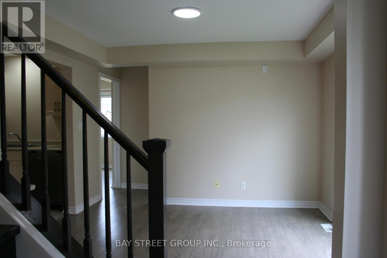 148 Winterberry Boulevard, Thorold, Ontario  L2V 0C1 - Photo 6 - X12172502