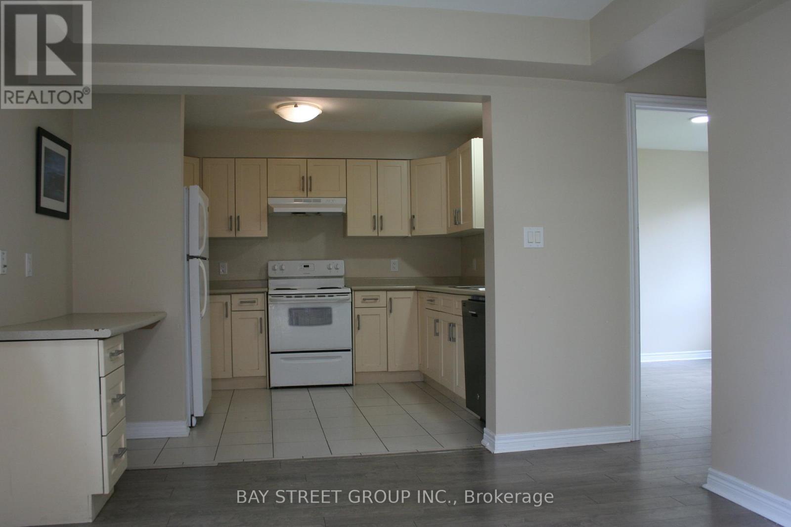 148 Winterberry Boulevard, Thorold, Ontario  L2V 0C1 - Photo 8 - X12172502