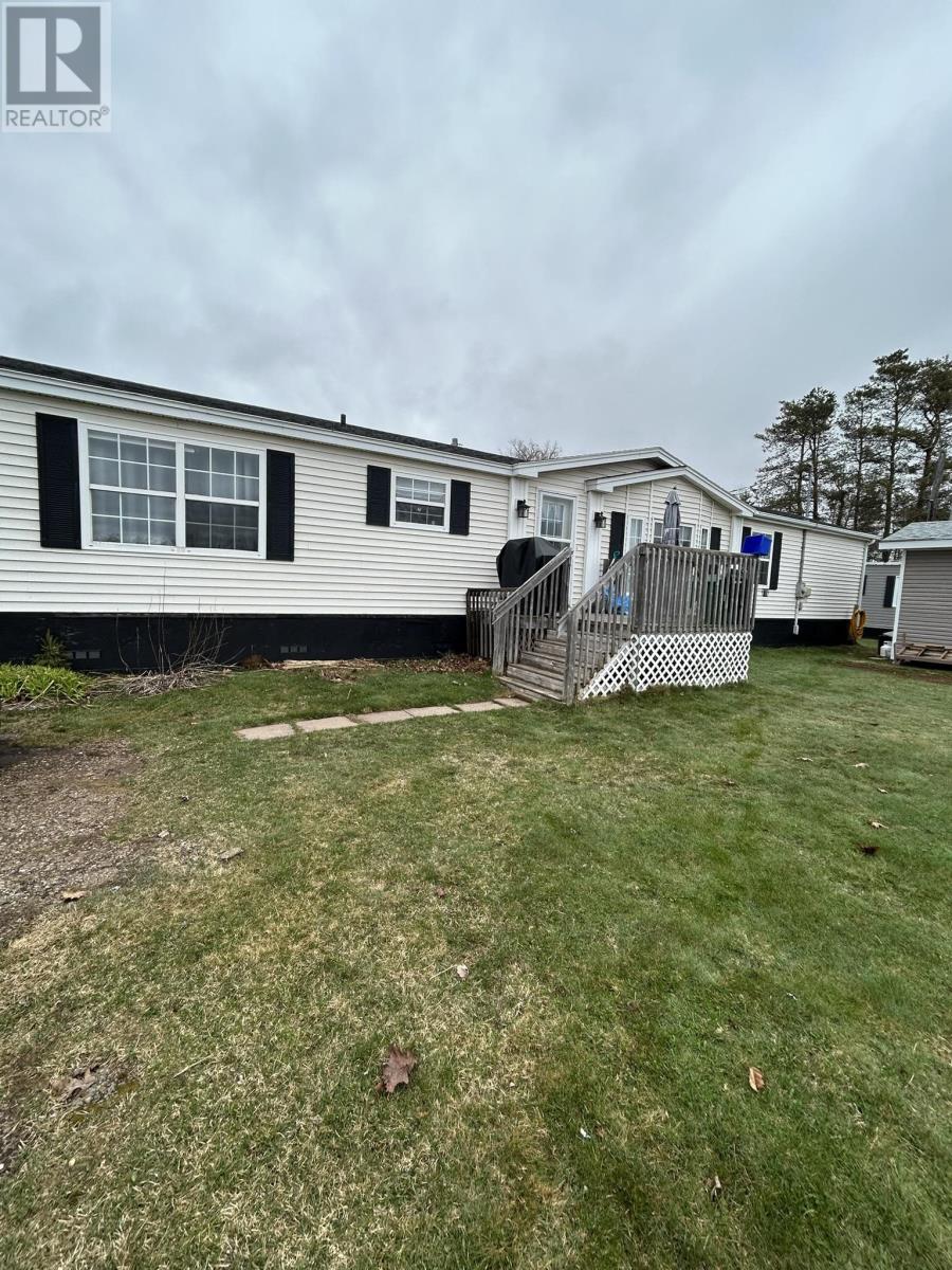 6 Power Street, Montague, Prince Edward Island  C0A 1R0 - Photo 5 - 202508627