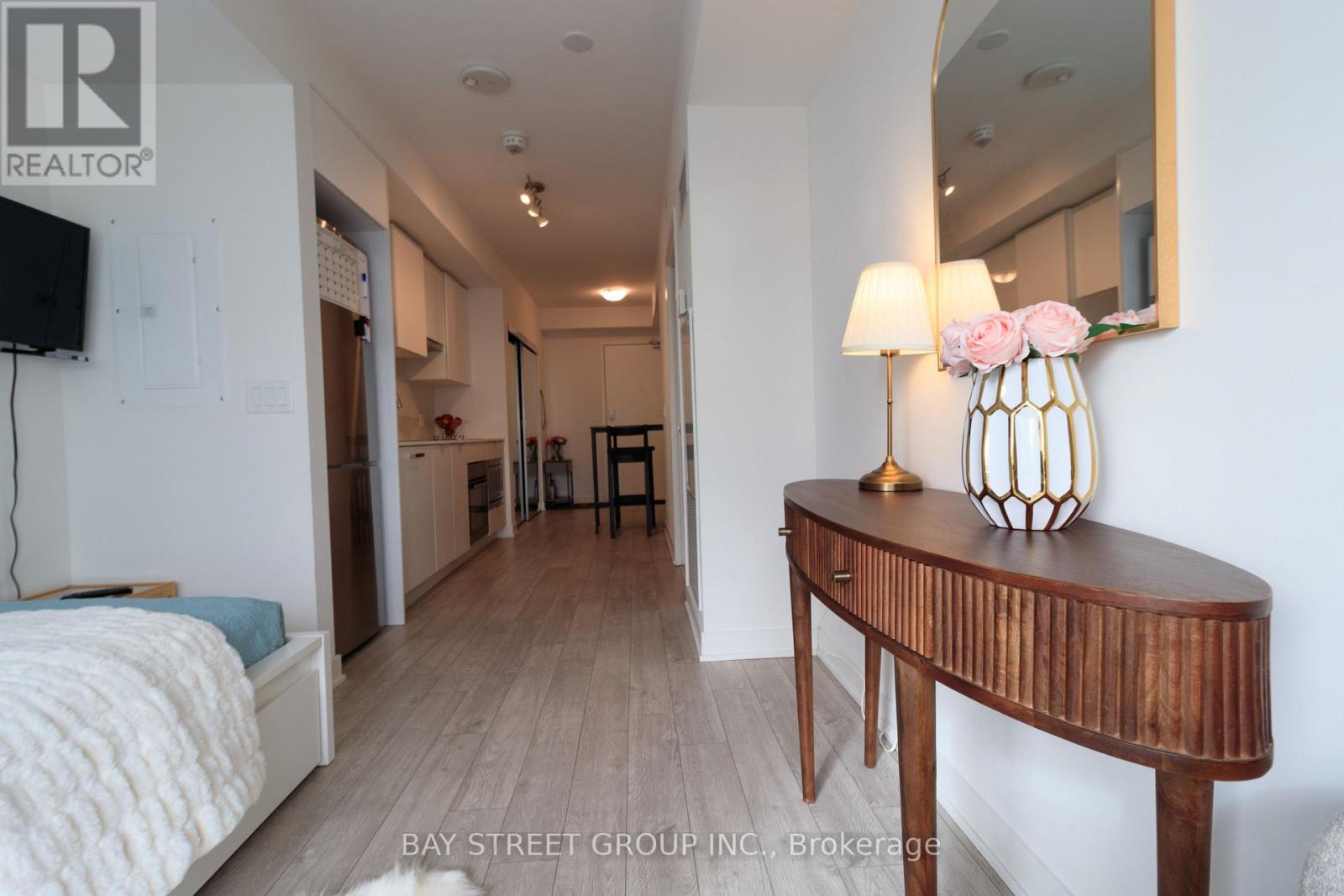 2807 - 195 Redpath Avenue, Toronto, Ontario  M4P 0E4 - Photo 8 - C11952618
