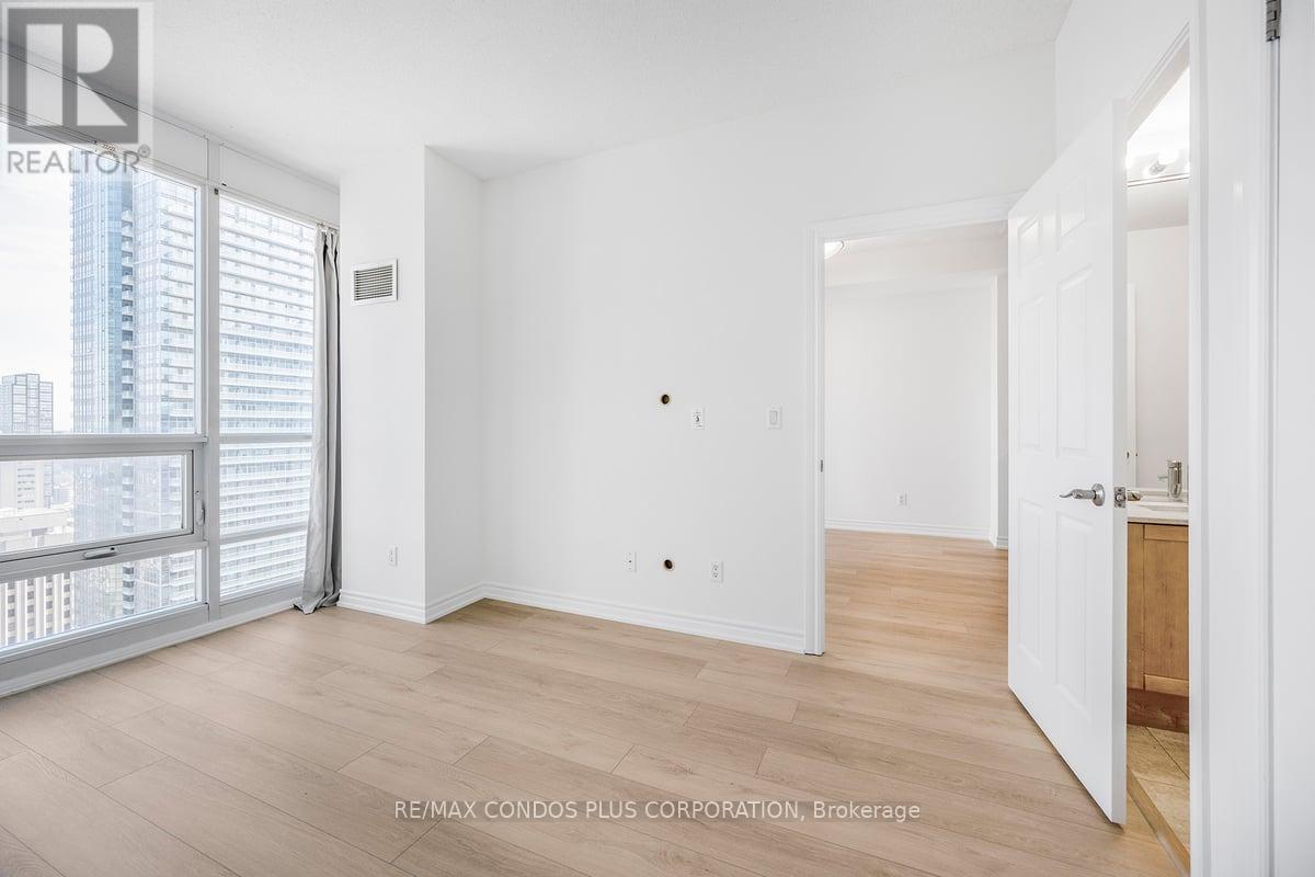 3403 - 761 Bay Street, Toronto, Ontario  M5G 2R2 - Photo 20 - C12031376