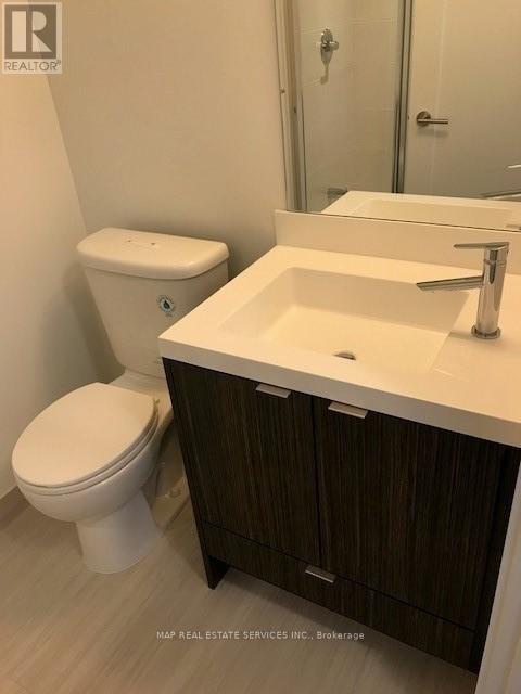 1107 Prim Bdrm - 10 York Street, Toronto, Ontario  M5J 0E1 - Photo 4 - C12050193