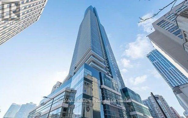3807 - 386 Yonge Street, Toronto, Ontario  M5B 0A5 - Photo 1 - C12080796