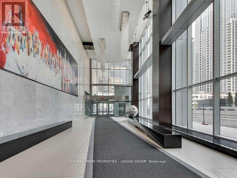 3807 - 386 Yonge Street, Toronto, Ontario  M5B 0A5 - Photo 4 - C12080796