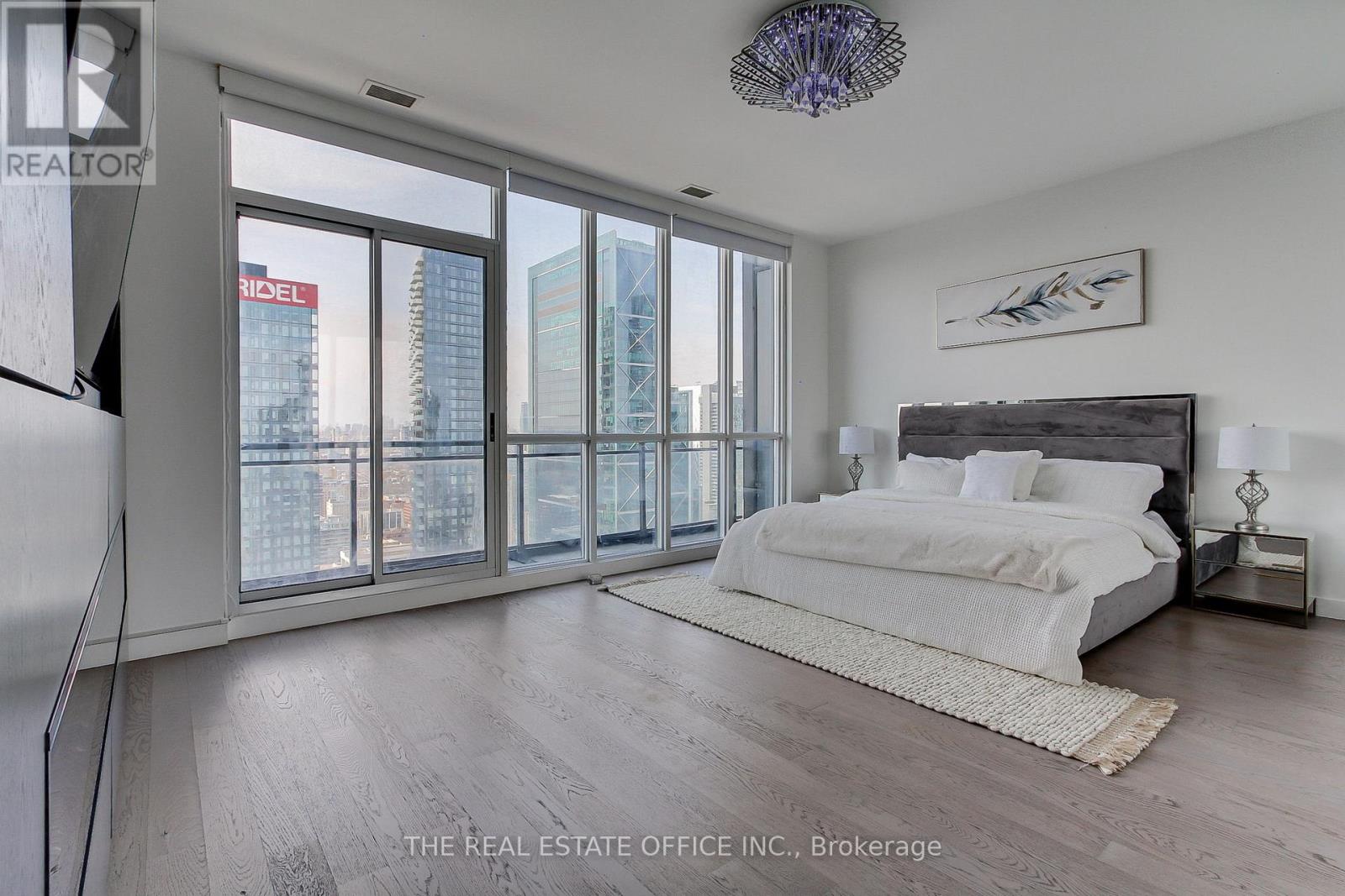 Ph02 - 25 Capreol Court, Toronto, Ontario  M5V 3Z7 - Photo 25 - C12108476