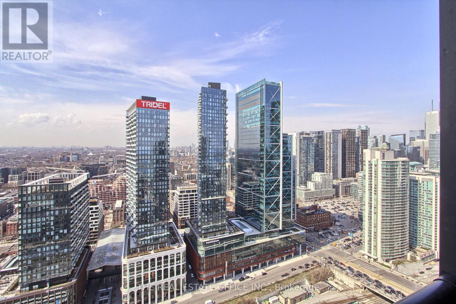 Ph02 - 25 Capreol Court, Toronto, Ontario  M5V 3Z7 - Photo 34 - C12108476