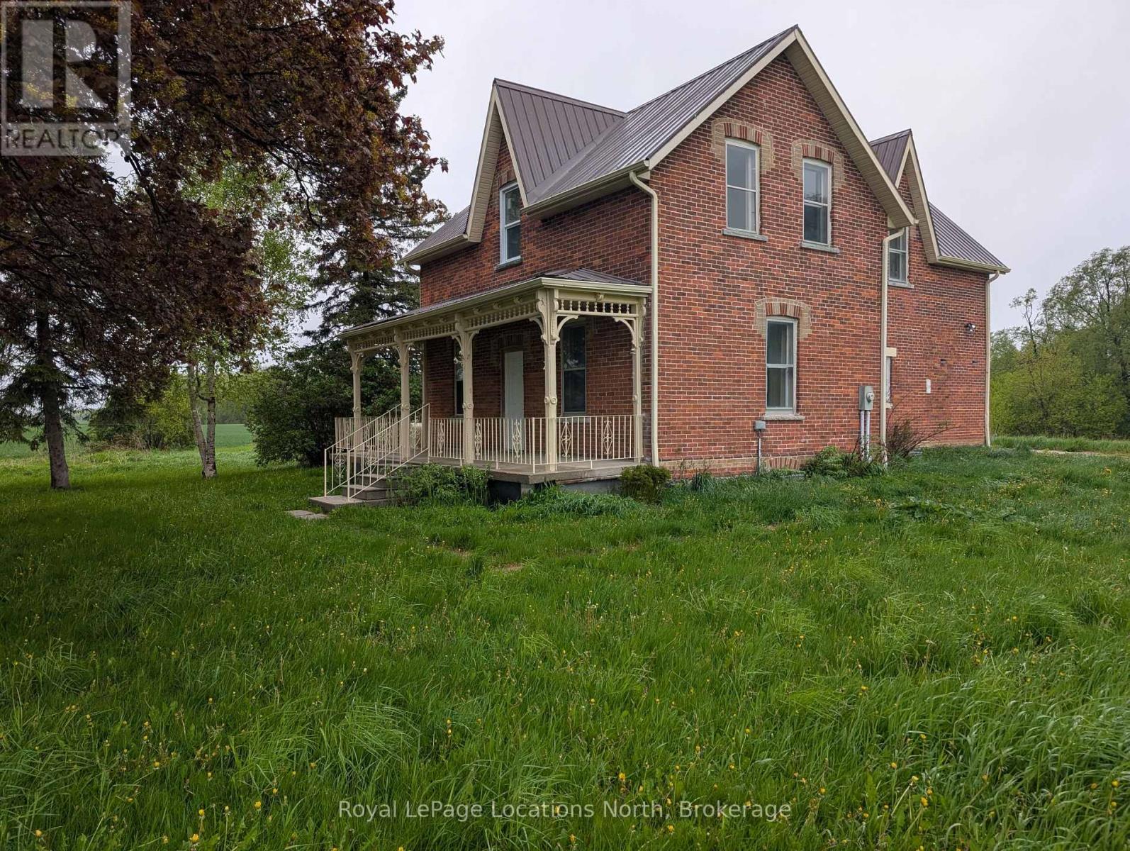 11838 County Road 10 Road, Clearview, Ontario L0M 1N0 - Photo 1 - S12172515
