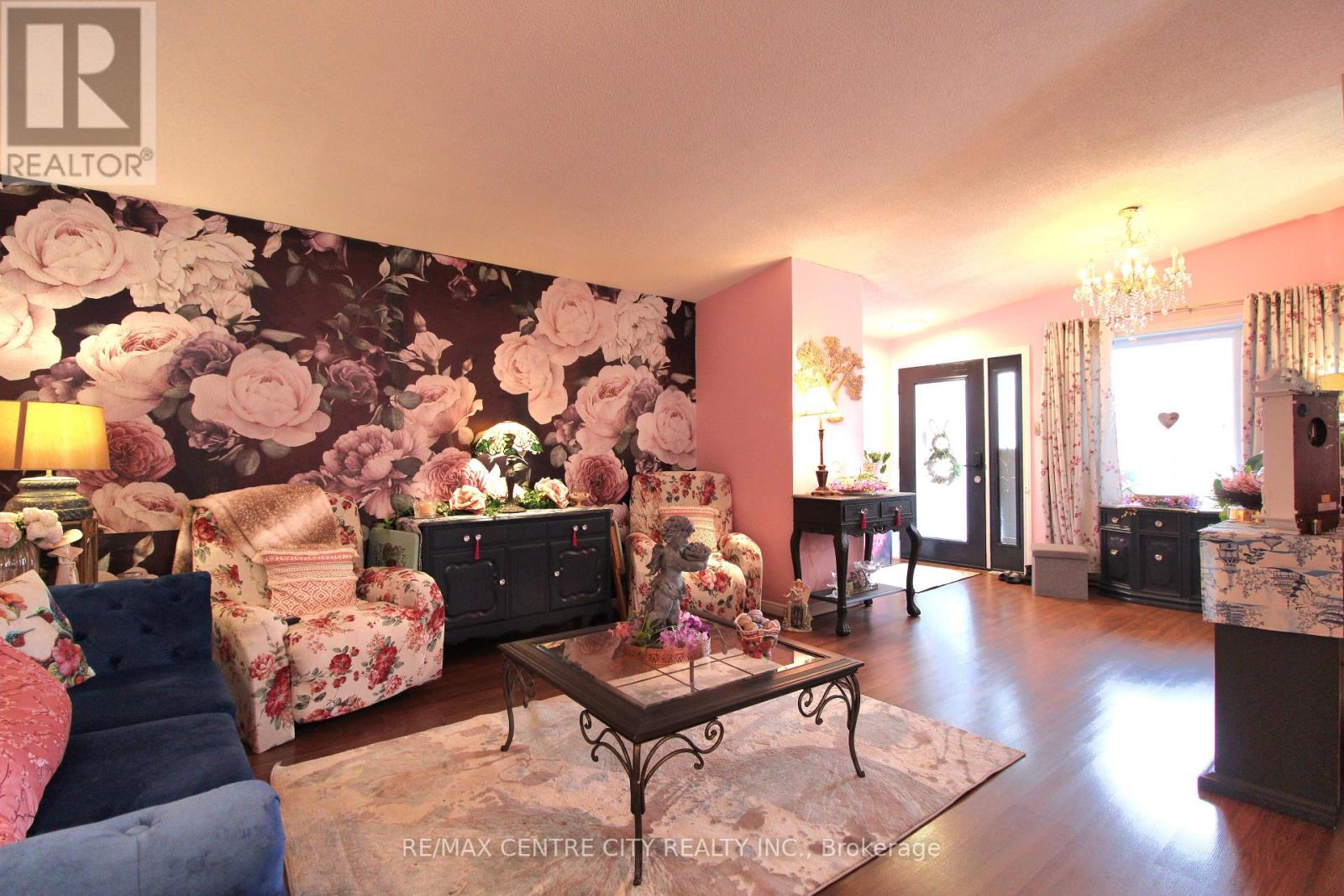 11 Stewart Street, Strathroy Caradoc, Ontario  N7G 1A1 - Photo 10 - X12113225