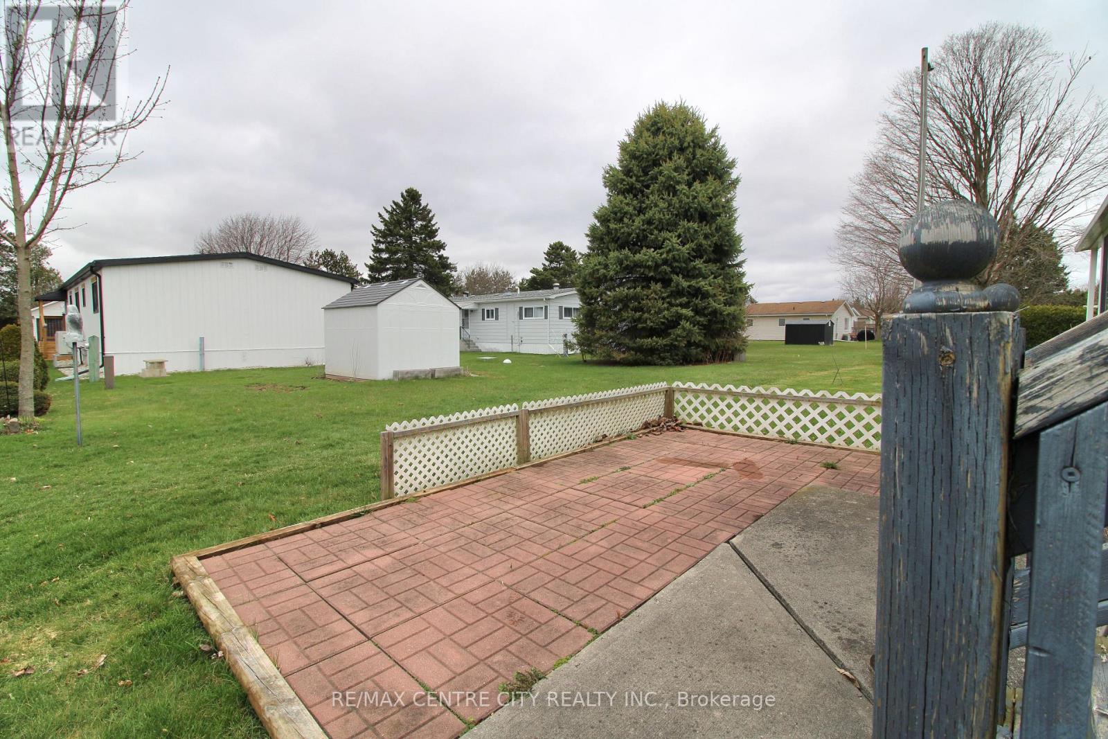 11 Stewart Street, Strathroy Caradoc, Ontario  N7G 1A1 - Photo 25 - X12113225