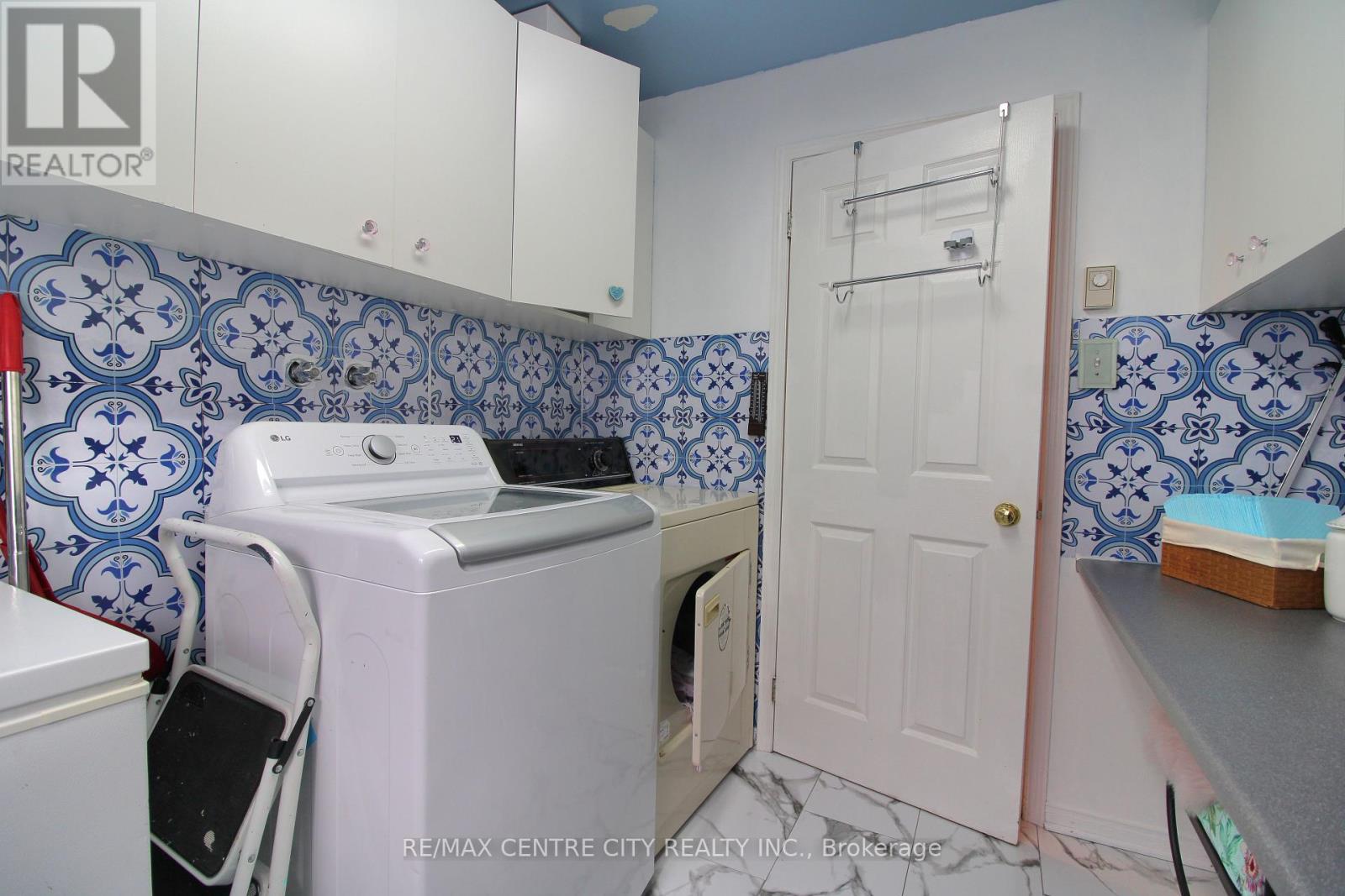 11 Stewart Street, Strathroy Caradoc, Ontario  N7G 1A1 - Photo 24 - X12113225