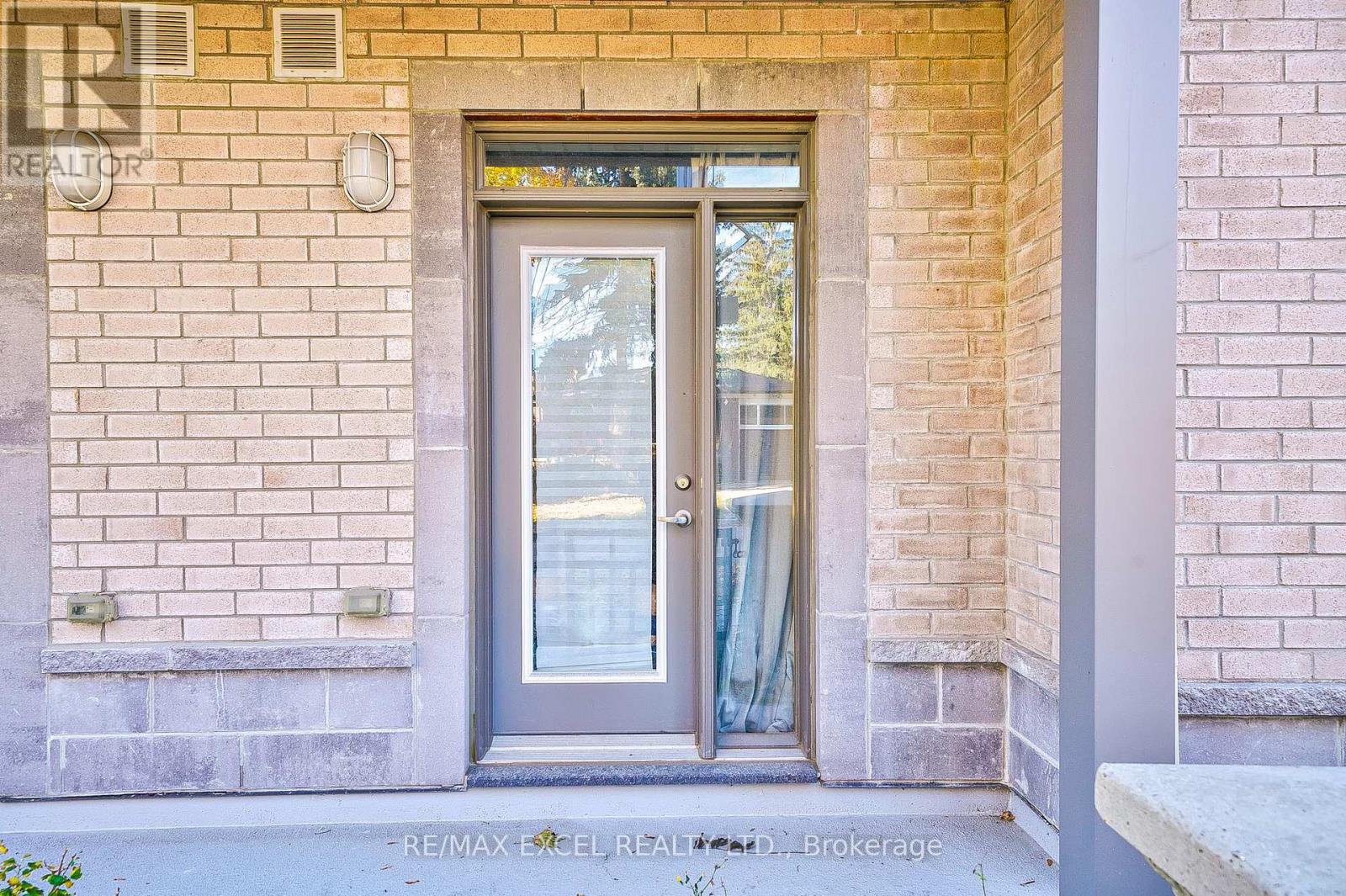 7 - 52 Holmes Avenue W, Toronto, Ontario  M2N 0J9 - Photo 2 - C12167308
