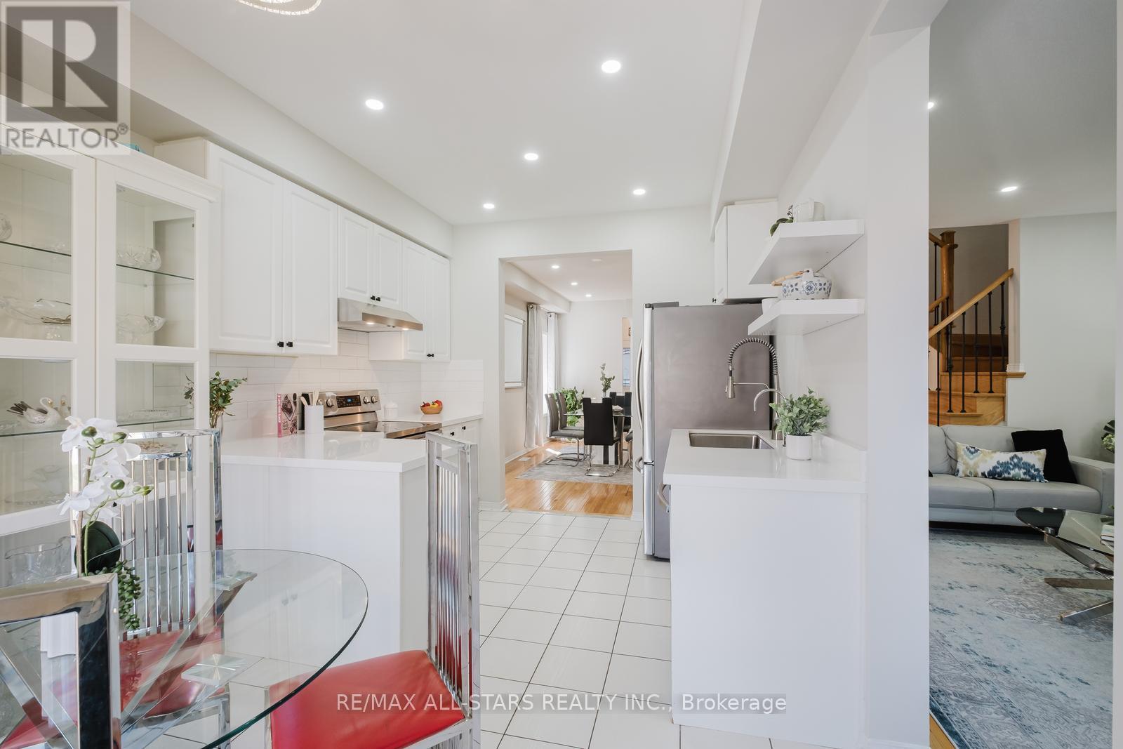 19 Coronet Street, Whitchurch-Stouffville, Ontario  L4A 0X8 - Photo 19 - N12099344