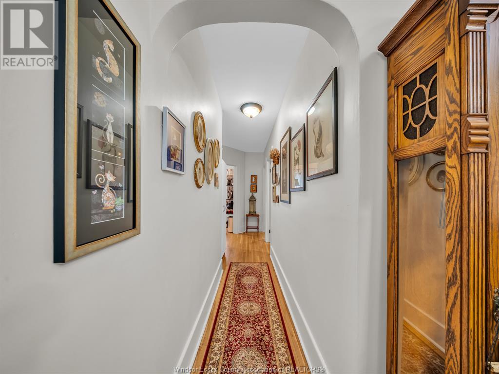 2272-2274 Dougall Avenue, Windsor, Ontario  N8X 1S8 - Photo 10 - 25013003