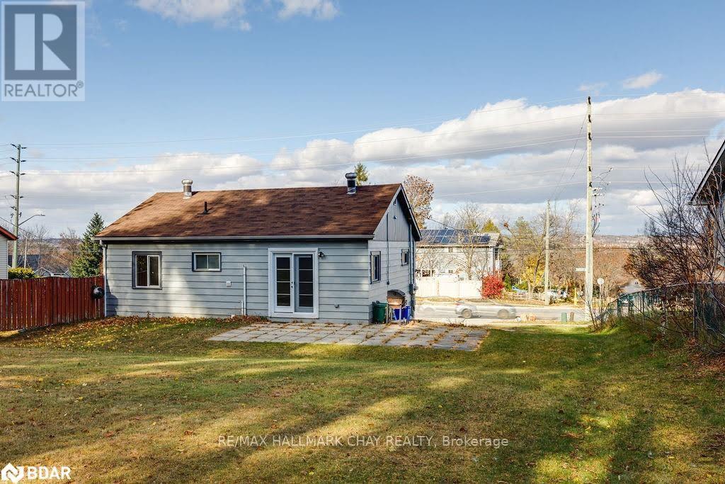 141 Ardagh Road, Barrie, Ontario  L4N 3V5 - Photo 5 - S12166058