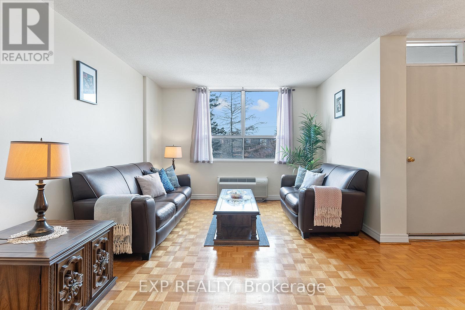 309 - 2825 ISLINGTON AVENUE, Toronto, Ontario