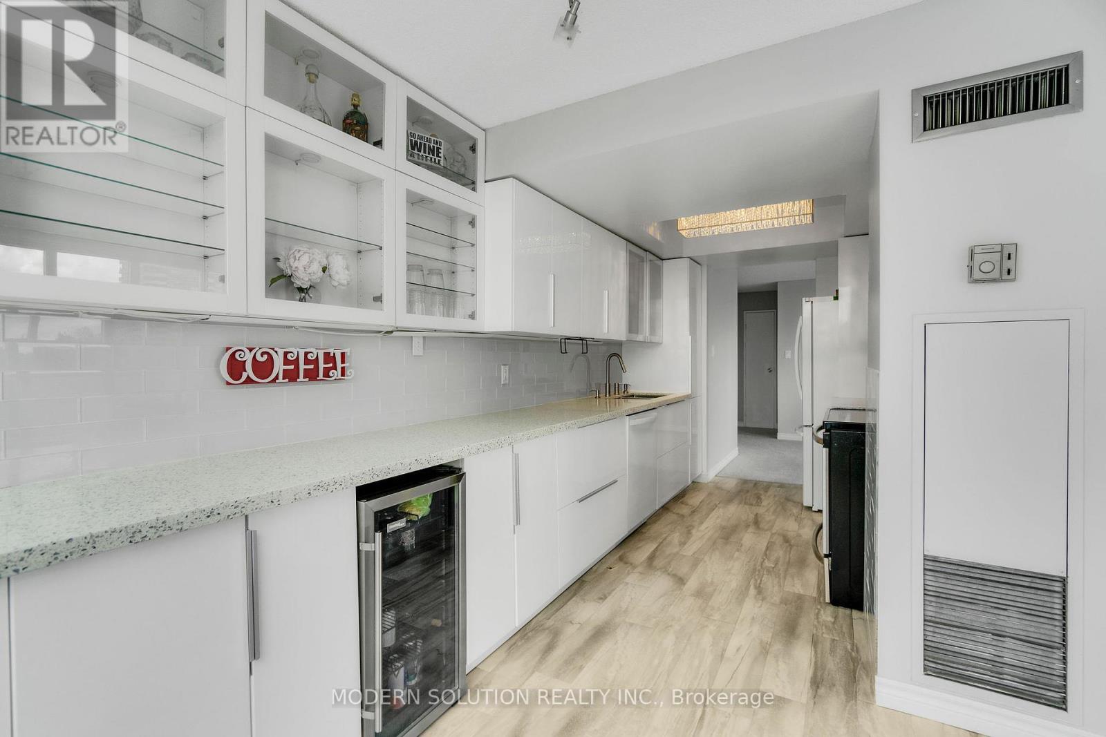 312 - 3 Rowntree Road, Toronto, Ontario  M9V 5G8 - Photo 15 - W12128117