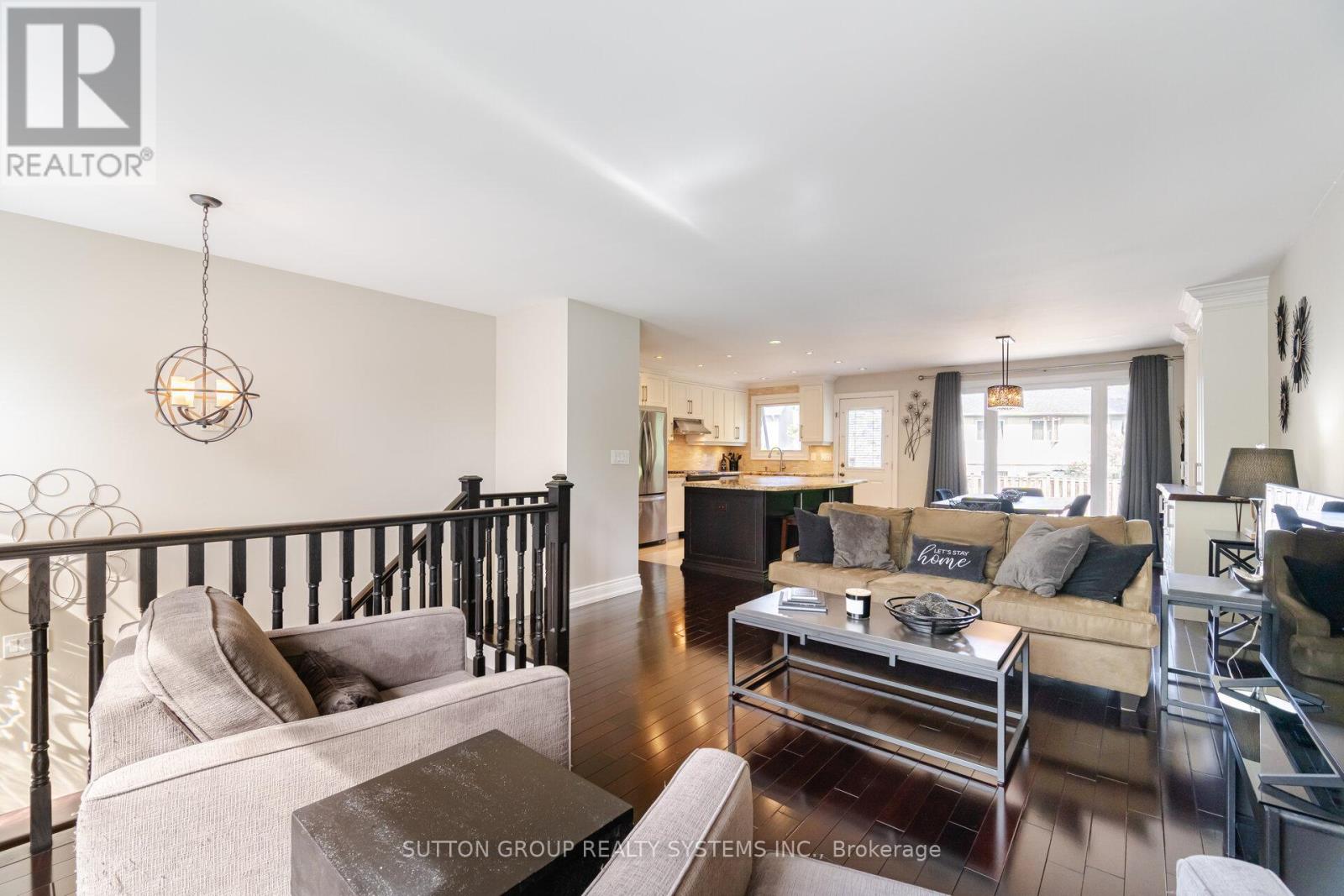 2753 Inlake Court, Mississauga, Ontario  L5N 2A4 - Photo 8 - W12157647