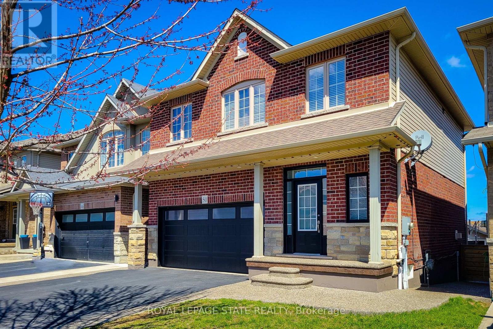 50 Bankfield Crescent, Hamilton, Ontario  L8J 0C1 - Photo 4 - X12098624