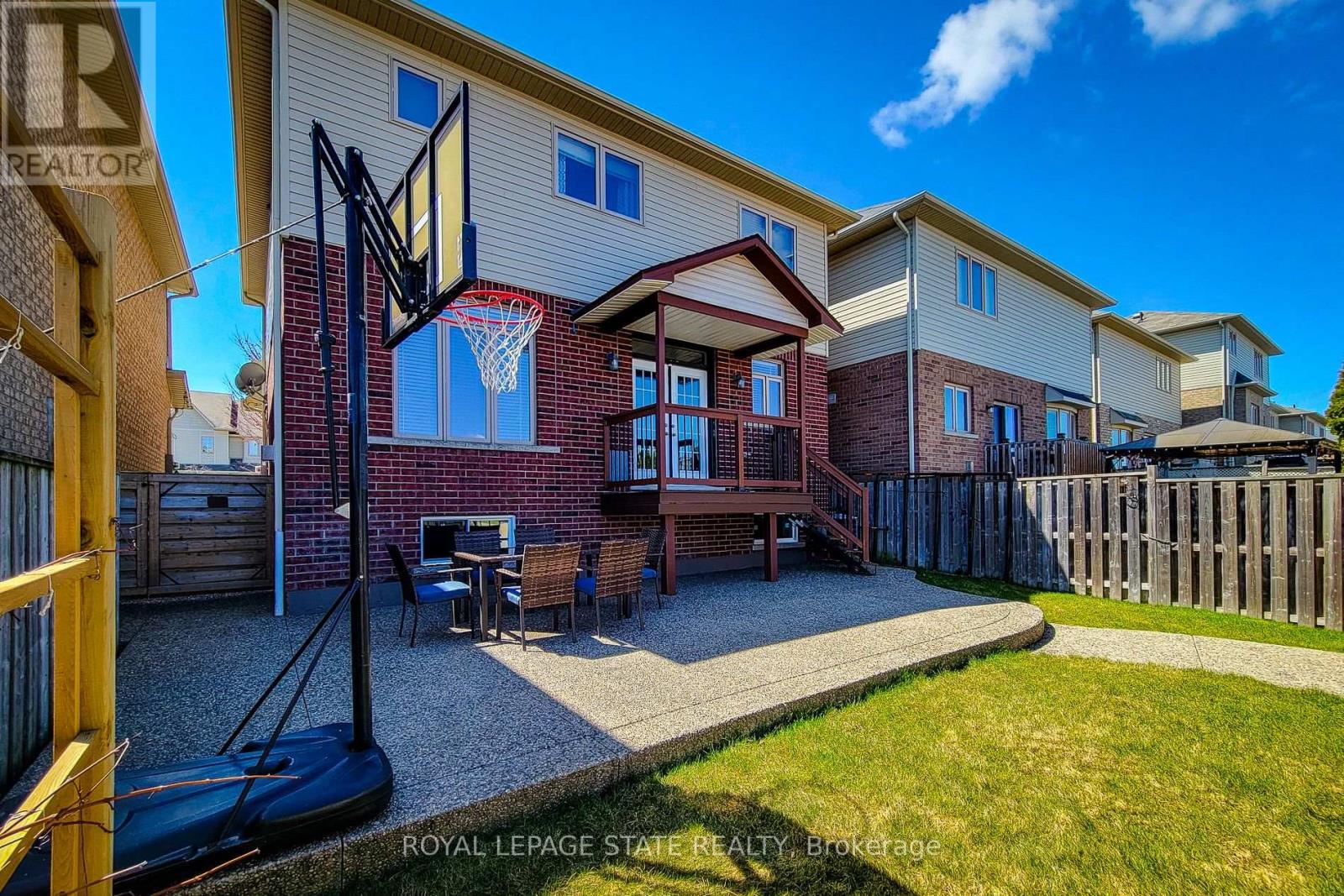 50 Bankfield Crescent, Hamilton, Ontario  L8J 0C1 - Photo 36 - X12098624