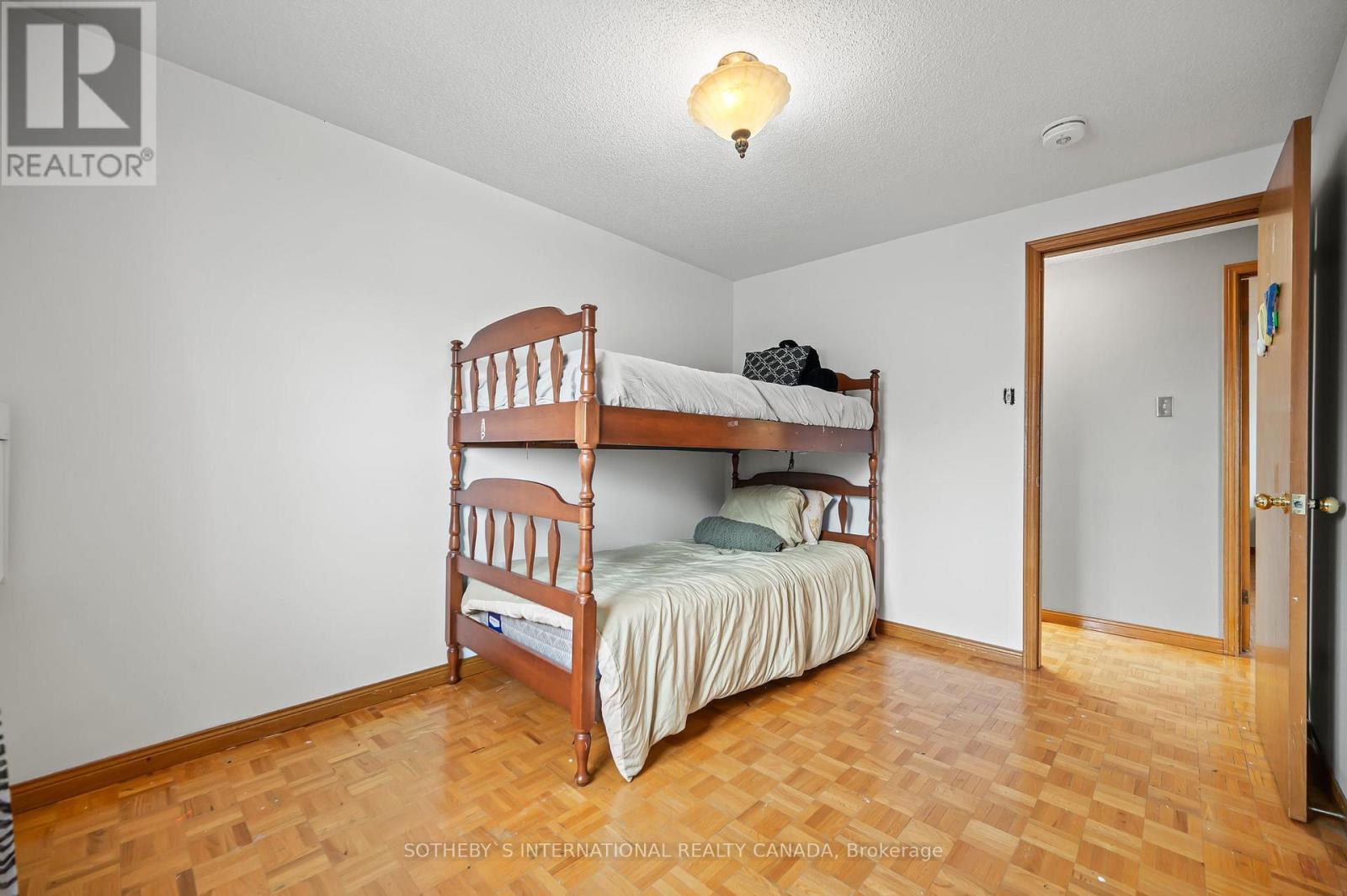 563 Champlain Boulevard, Cambridge, Ontario  N1R 7V1 - Photo 24 - X12099253