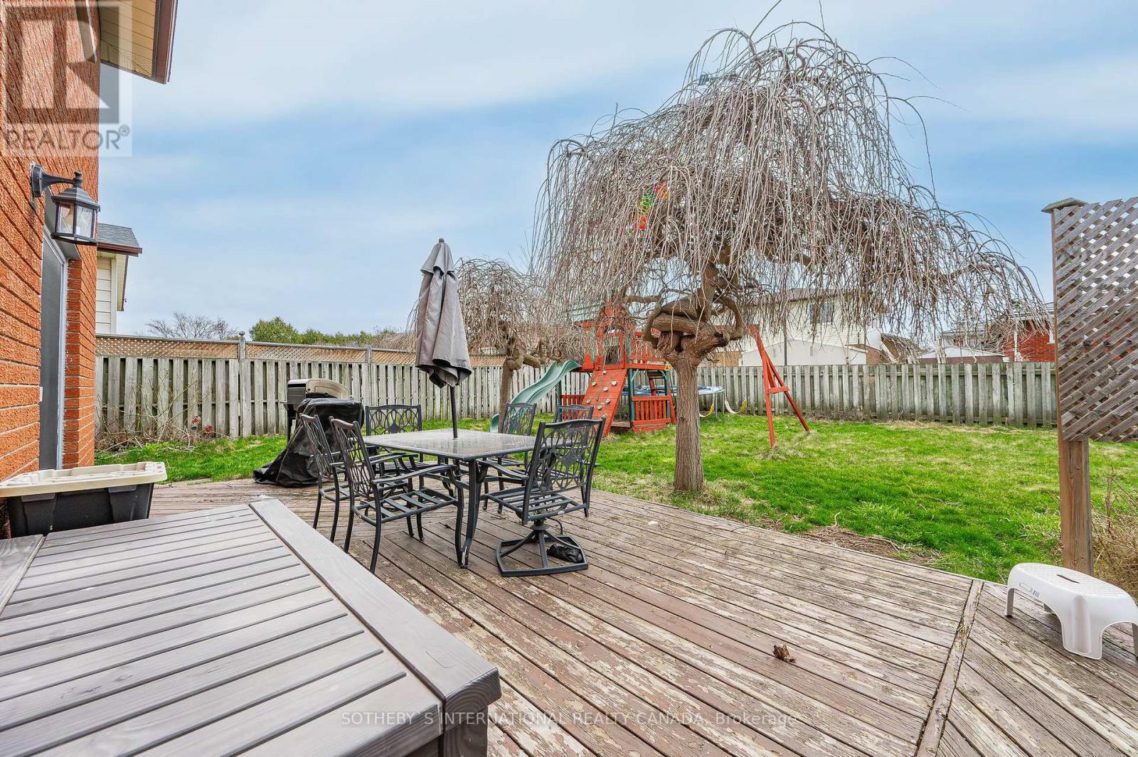 563 Champlain Boulevard, Cambridge, Ontario  N1R 7V1 - Photo 47 - X12099253