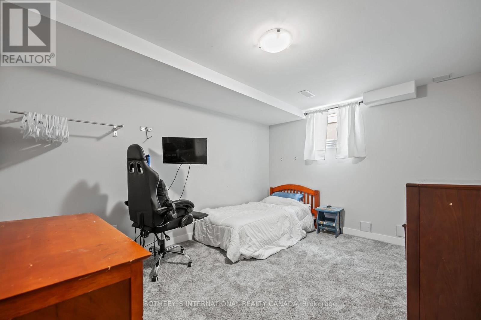 563 Champlain Boulevard, Cambridge, Ontario  N1R 7V1 - Photo 40 - X12099253