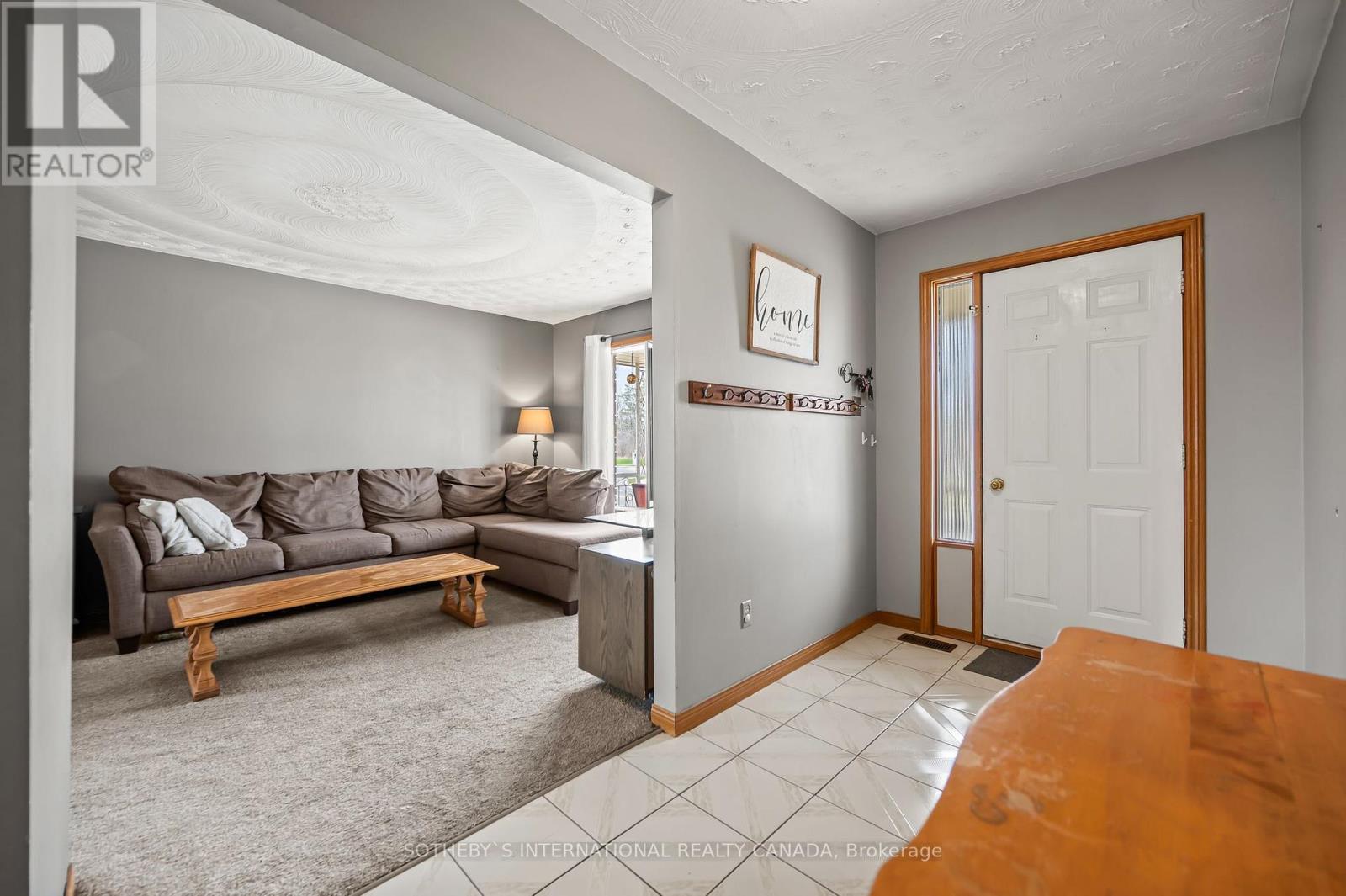 563 Champlain Boulevard, Cambridge, Ontario  N1R 7V1 - Photo 5 - X12099253