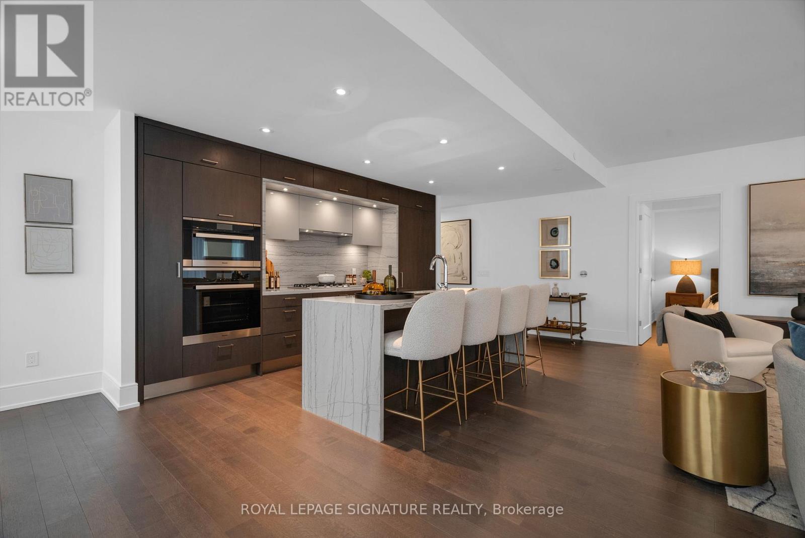 608 - 455 Wellington Street, Toronto, Ontario  M5V 0V8 - Photo 13 - C12163487