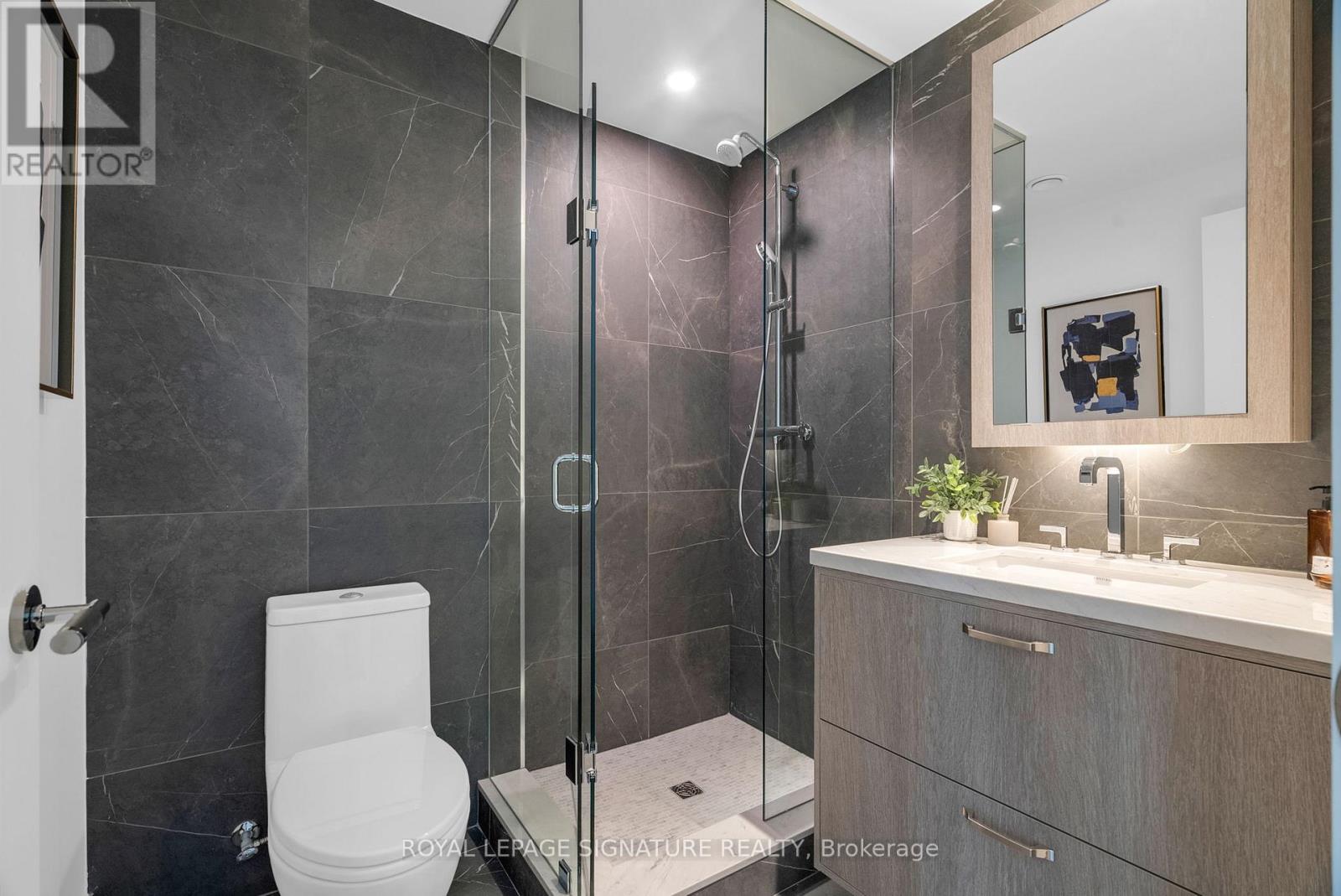 608 - 455 Wellington Street, Toronto, Ontario  M5V 0V8 - Photo 36 - C12163487
