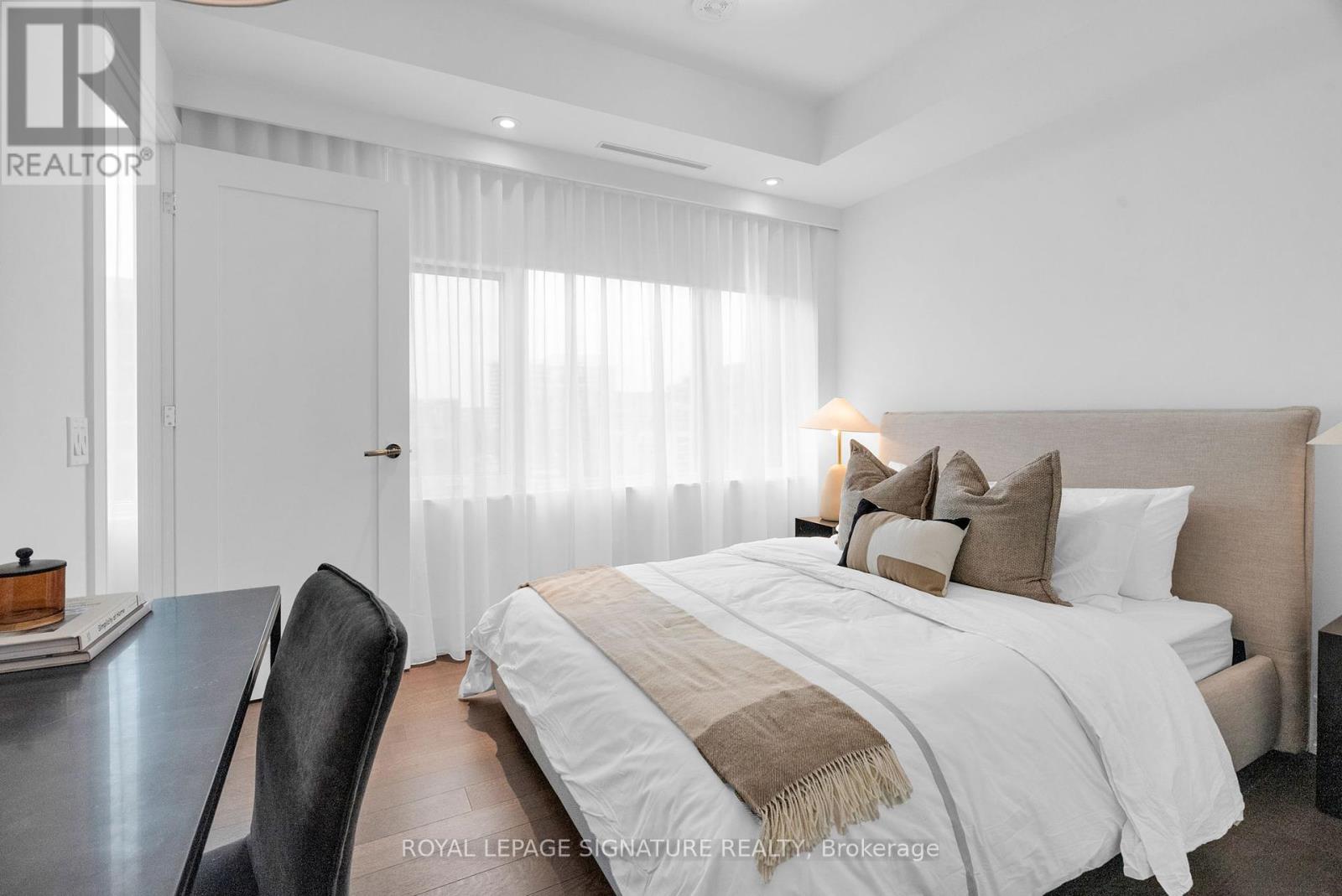 608 - 455 Wellington Street, Toronto, Ontario  M5V 0V8 - Photo 37 - C12163487