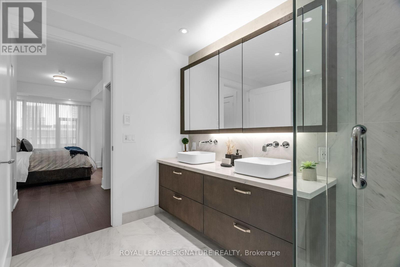 608 - 455 Wellington Street, Toronto, Ontario  M5V 0V8 - Photo 23 - C12163487