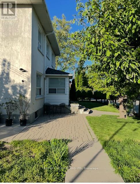 114 Rosemount Avenue, Toronto, Ontario  M6H 3H2 - Photo 43 - W12169682