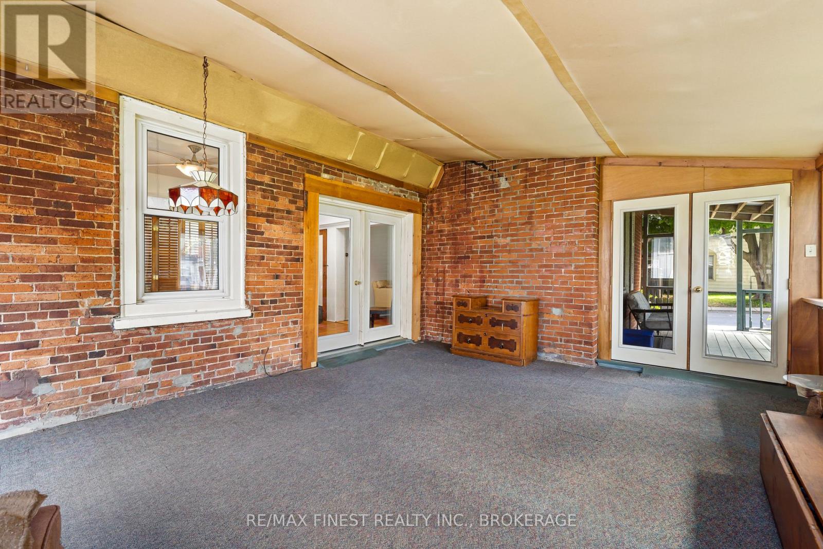 8 Catherine Street, Prince Edward County, Ontario  K0K 2T0 - Photo 14 - X12172651
