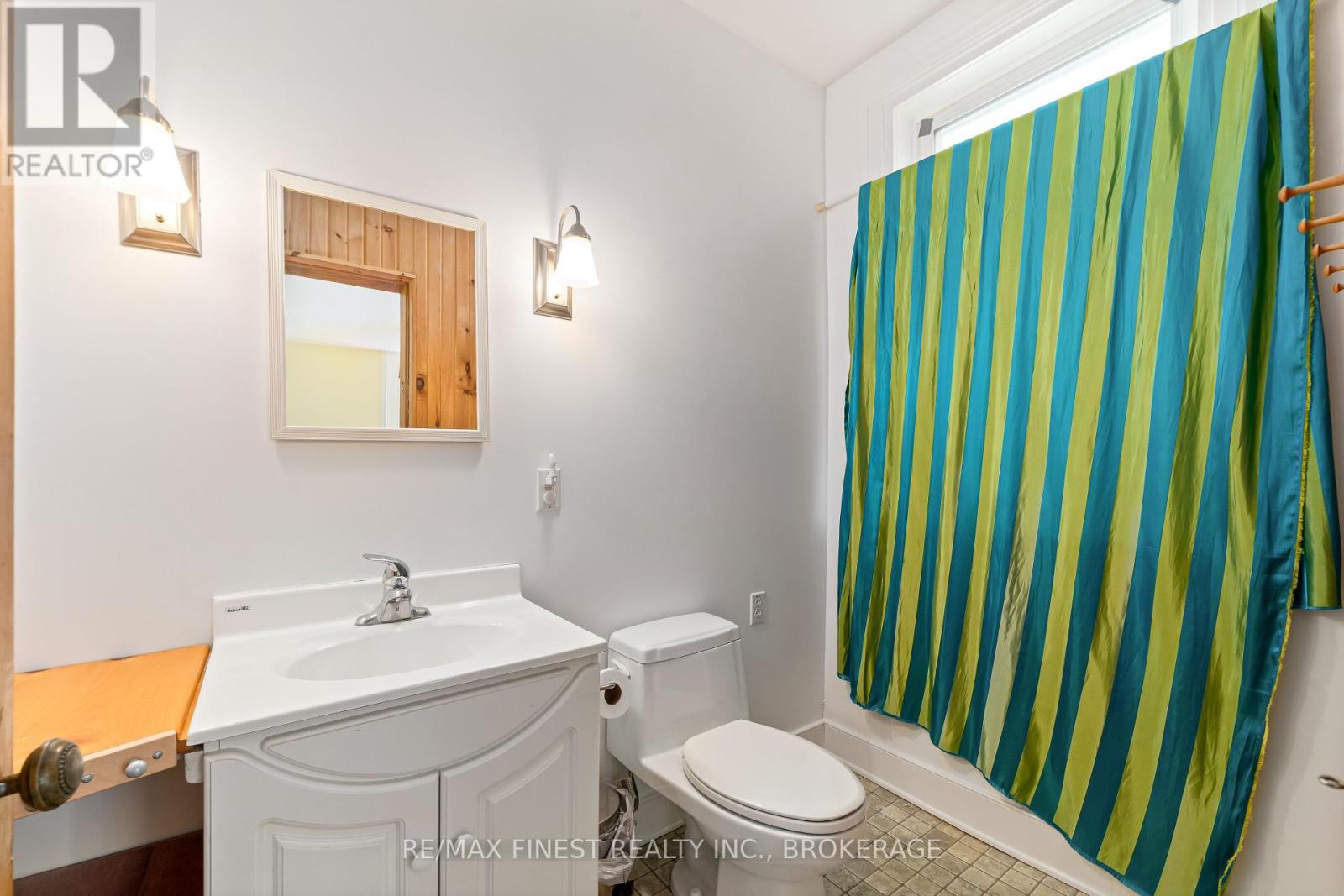 8 Catherine Street, Prince Edward County, Ontario  K0K 2T0 - Photo 22 - X12172651