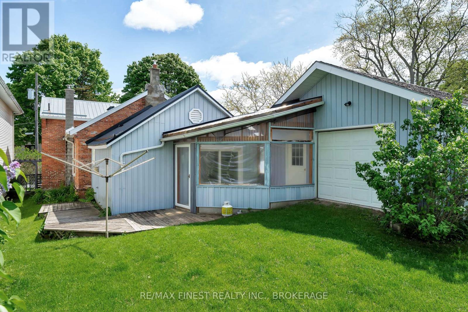 8 Catherine Street, Prince Edward County, Ontario  K0K 2T0 - Photo 31 - X12172651