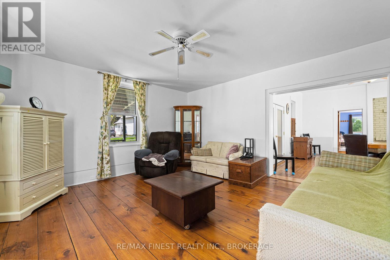 8 Catherine Street, Prince Edward County, Ontario  K0K 2T0 - Photo 6 - X12172651