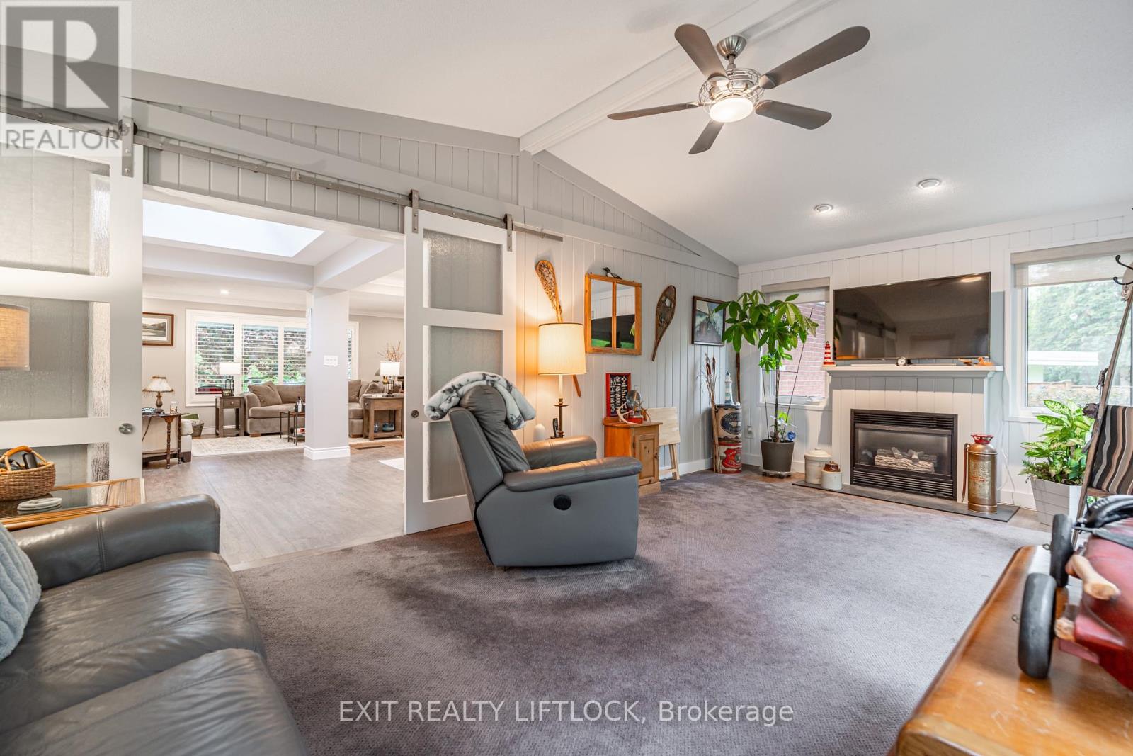 68 Champlain Crescent, Peterborough North (University Heights), Ontario  K9L 1T1 - Photo 12 - X12172569