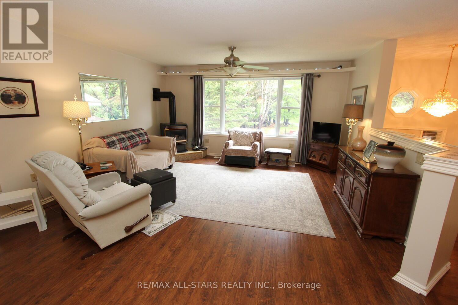 33 Tates Bay Road, Trent Lakes, Ontario K0M 1A0 - Photo 5 - X12172570