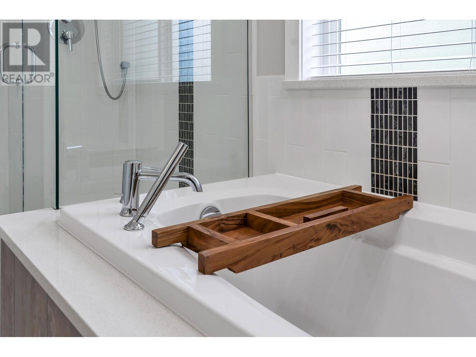 13033 237a Street, Maple Ridge, British Columbia  V4R 2S4 - Photo 24 - R2991070