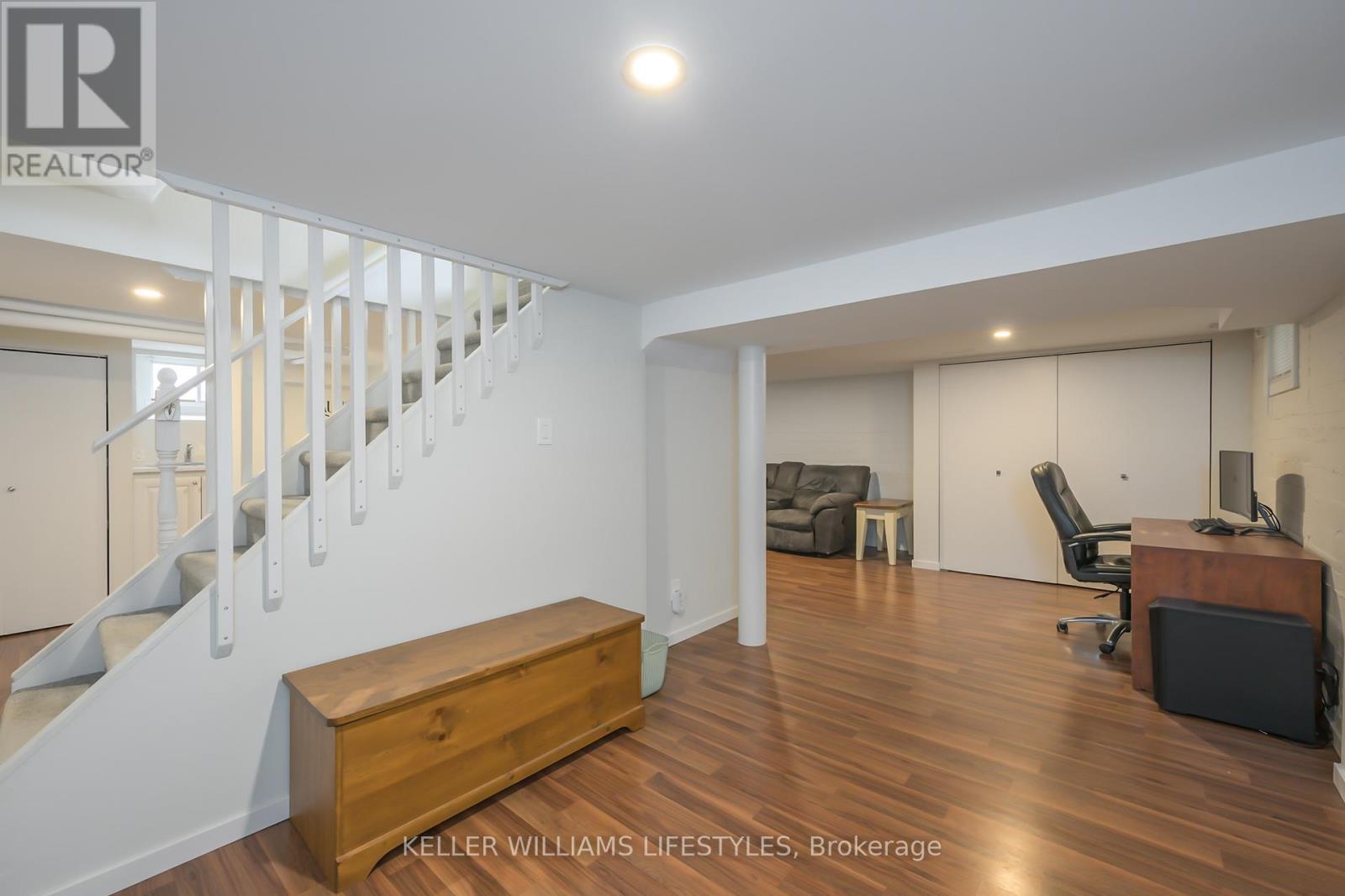 Photo 19 of 33 for 30 Walbrook Crescent