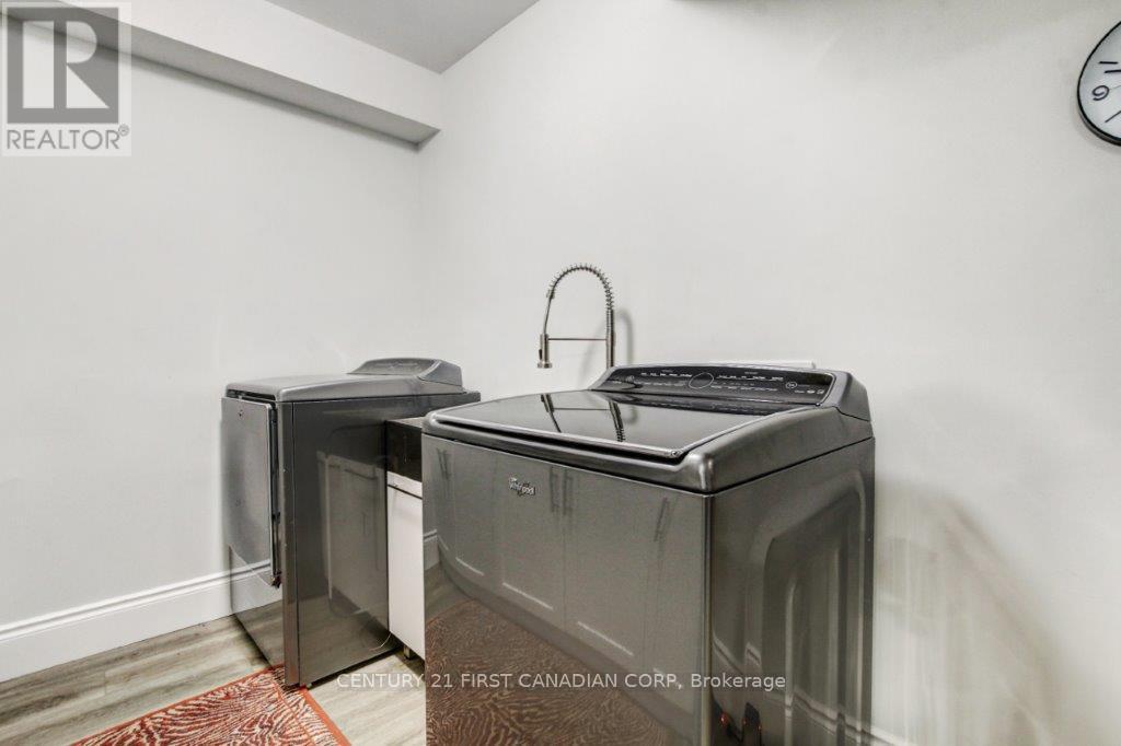 1327 Eagletrace Drive, London North, Ontario  N6G 0C4 - Photo 32 - X12172607