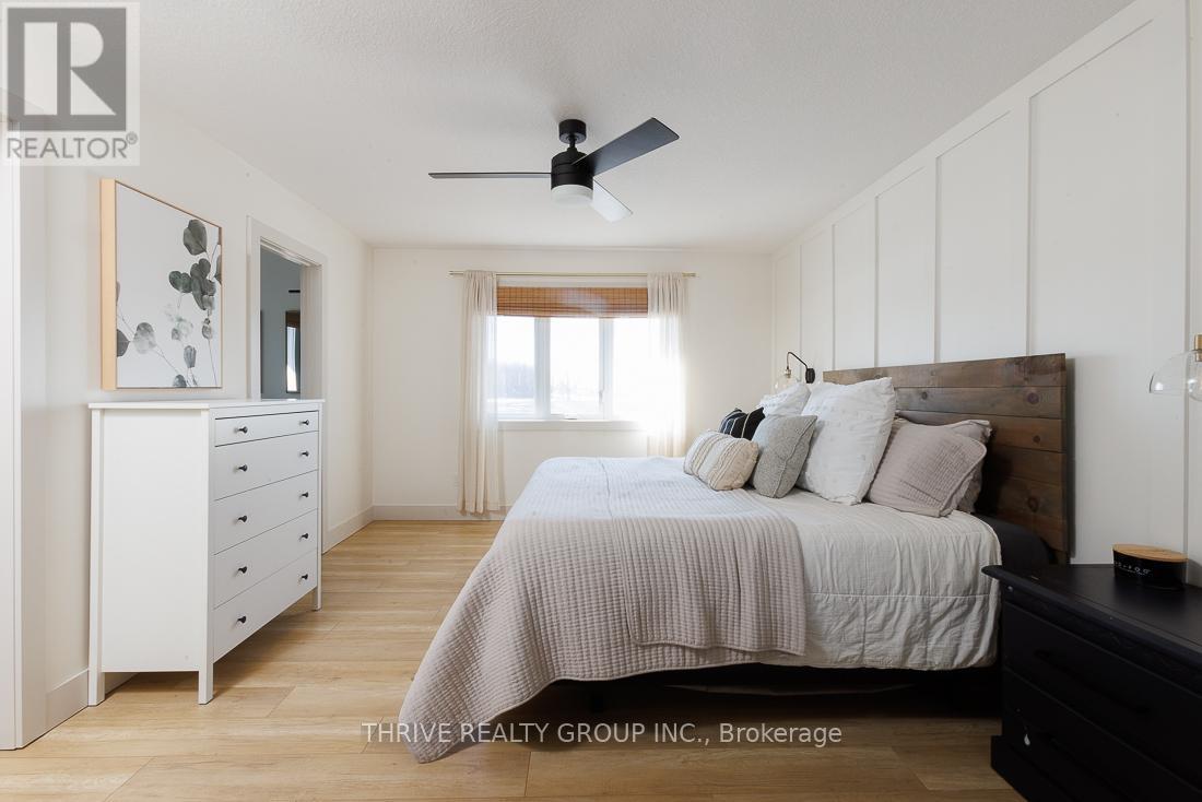 51 Tanya Drive, Southwest Middlesex, Ontario N0L 1M0 - Photo 30 - X12172685