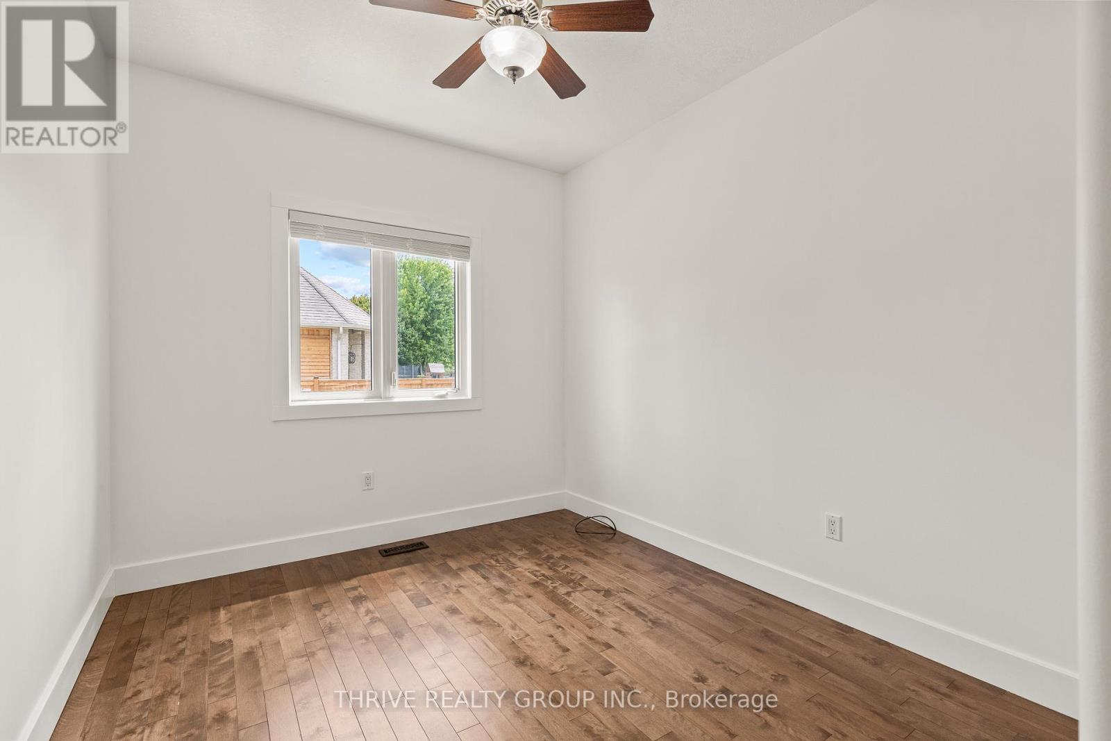 28043 Healy Avenue, Strathroy-Caradoc, Ontario  N7G 3H8 - Photo 18 - X12172694