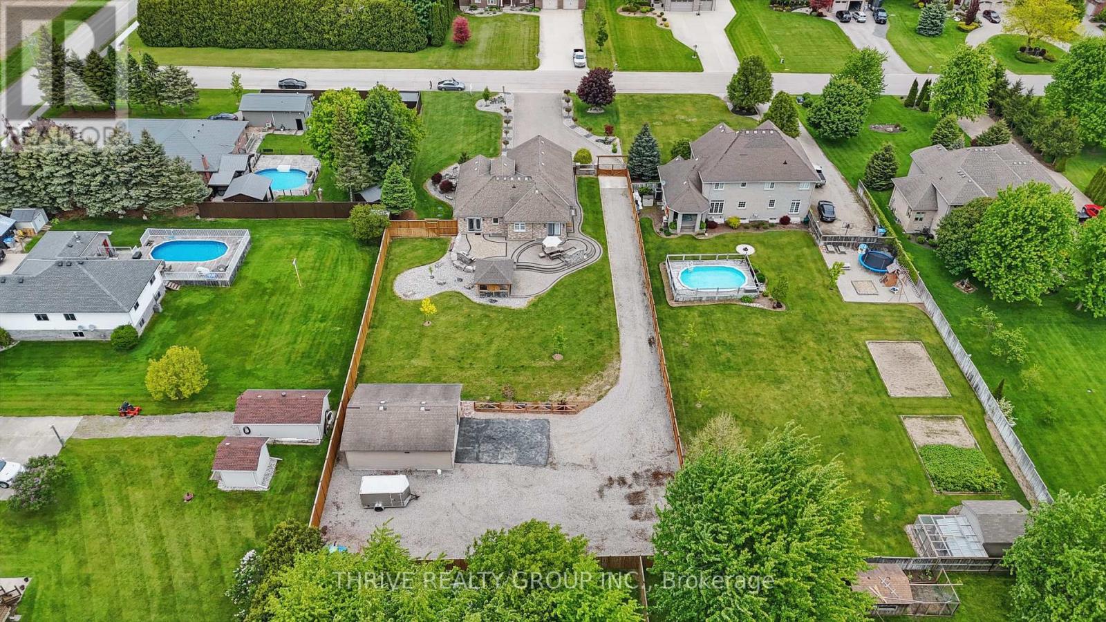 28043 Healy Avenue, Strathroy-Caradoc, Ontario  N7G 3H8 - Photo 6 - X12172694