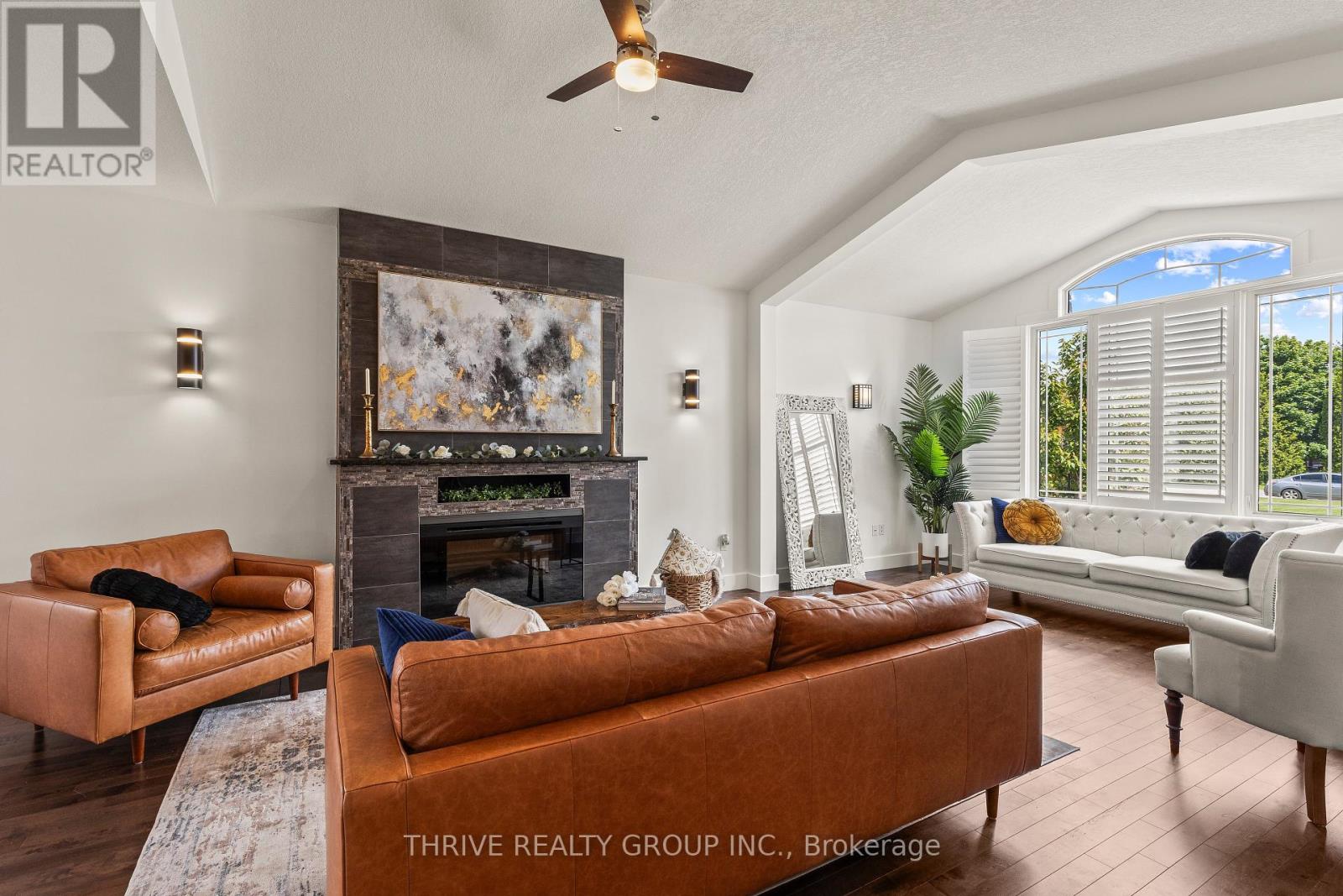 28043 Healy Avenue, Strathroy-Caradoc, Ontario  N7G 3H8 - Photo 8 - X12172694