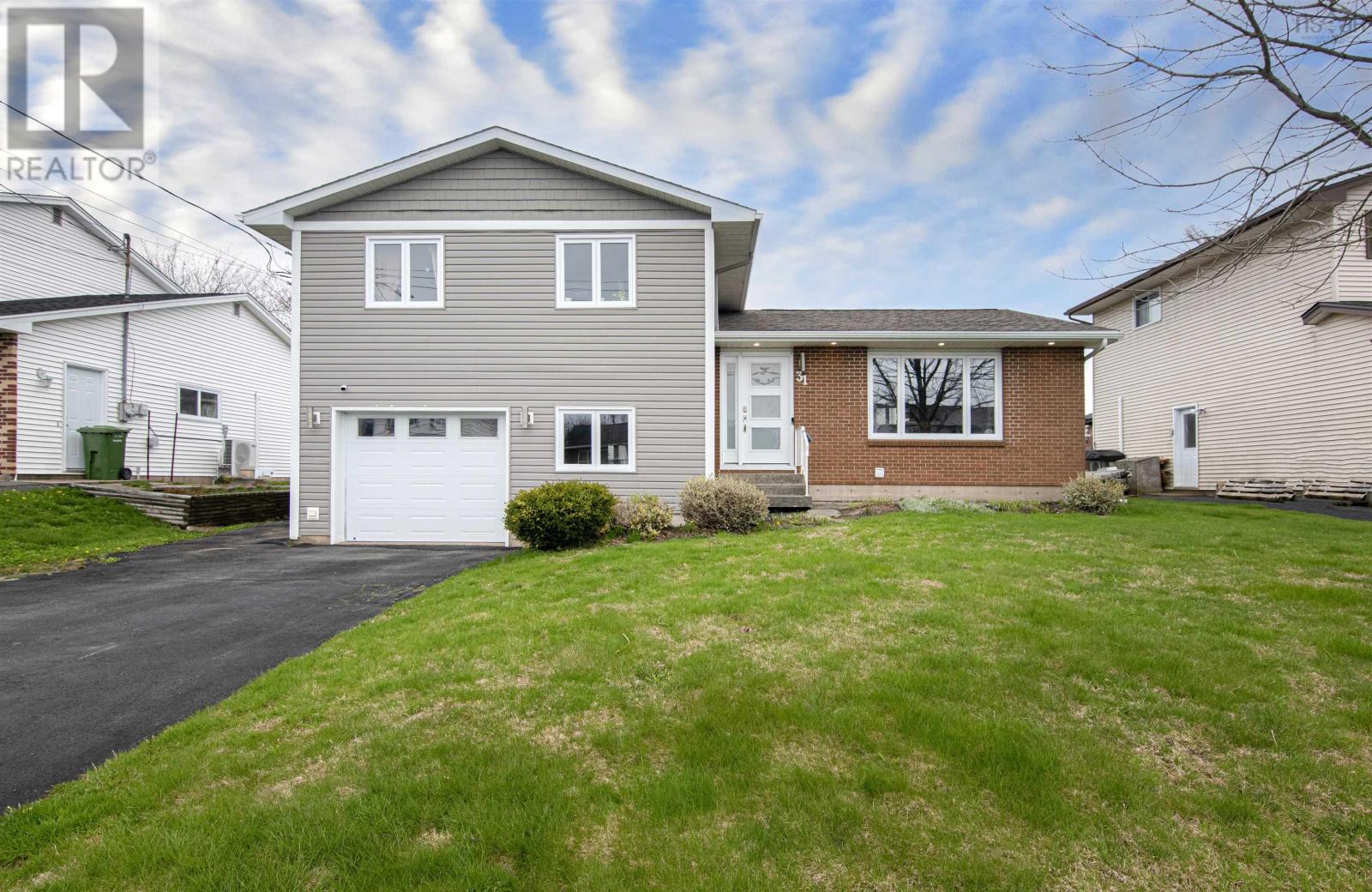 31 Eagle Lane, Dartmouth, Nova Scotia  B2V 2B9 - Photo 1 - 202510231
